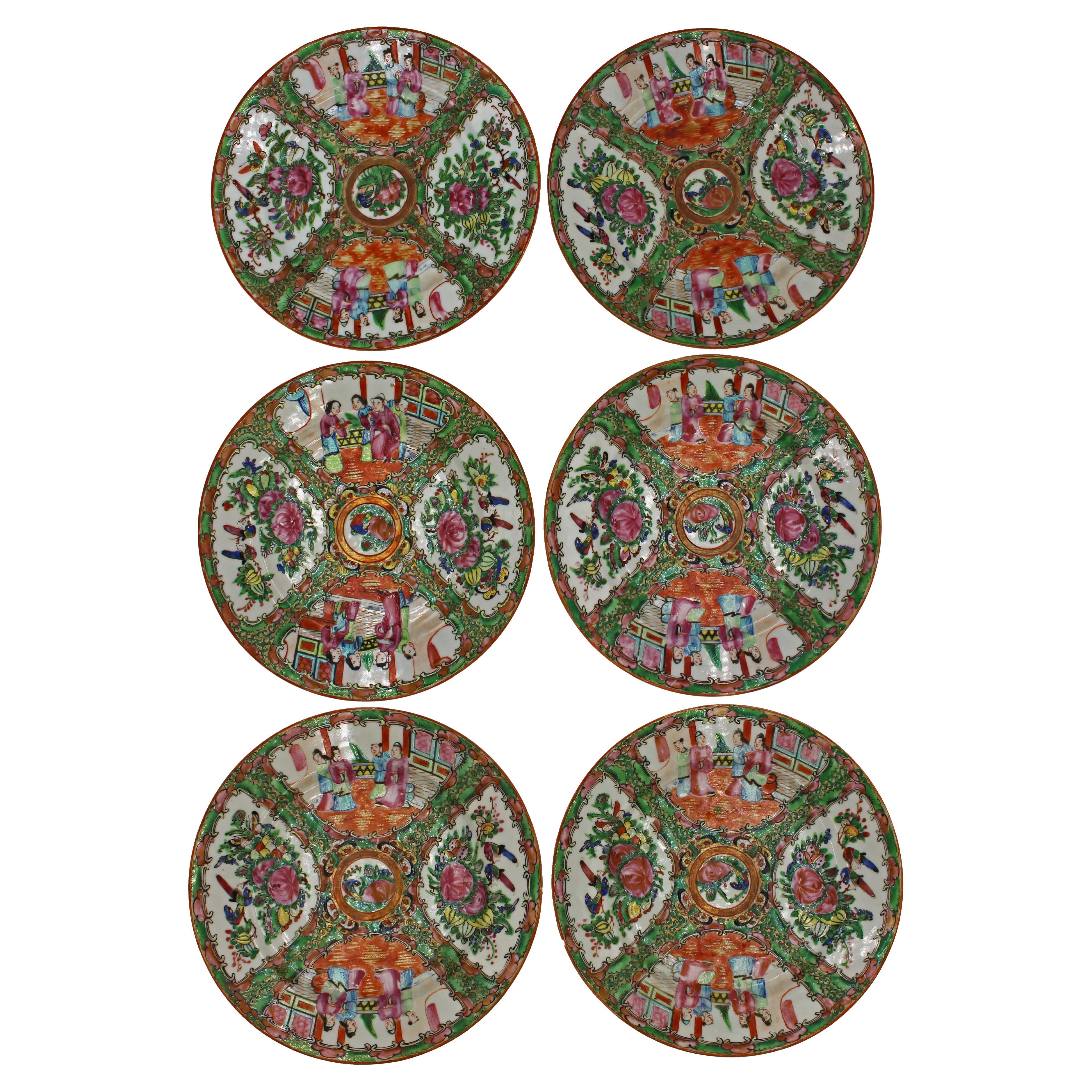 Second-Quarter 20th Century Set of 6 Chinese Export Rose Medallion Plates