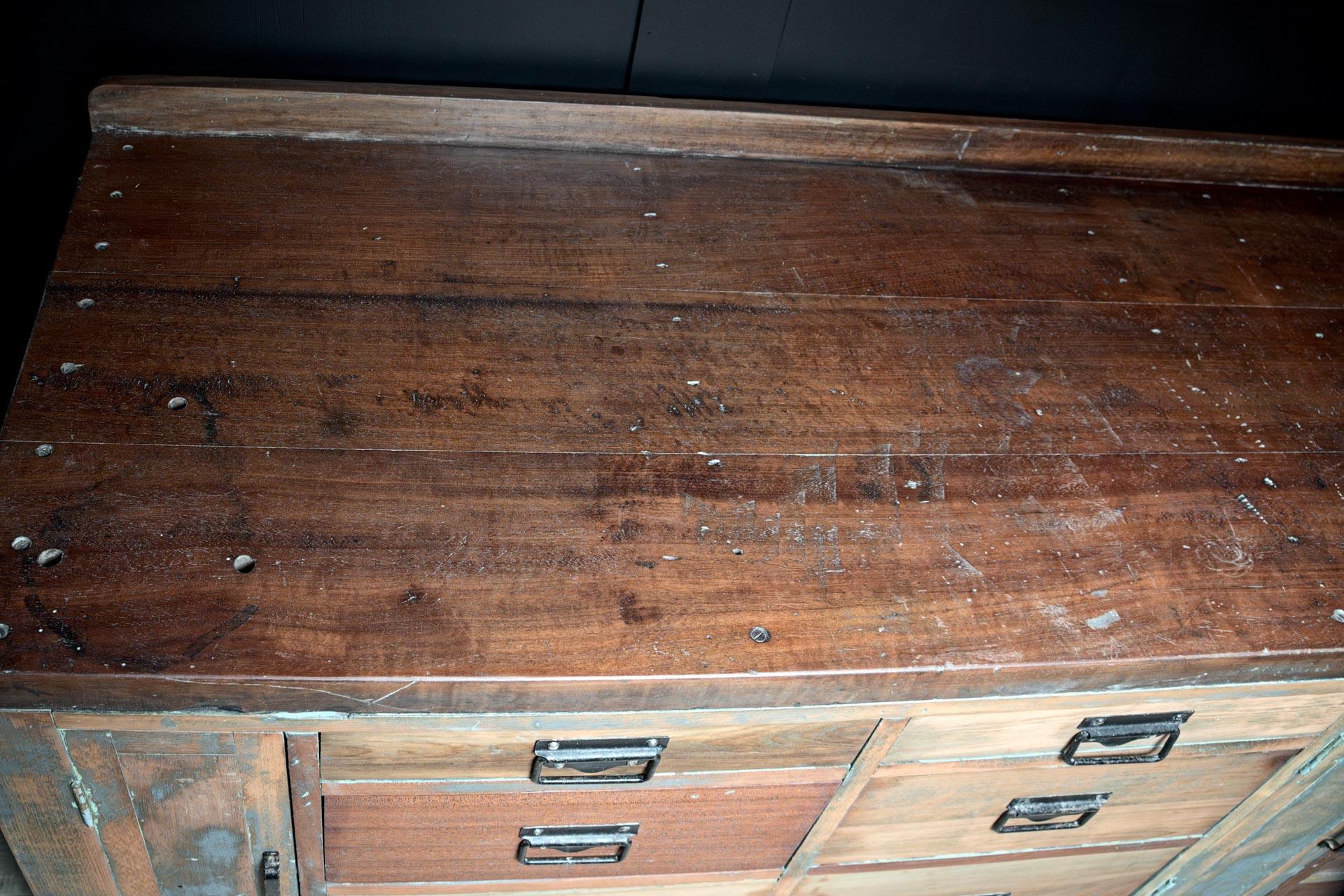 Second world war Spitfire 'apprentice piece' engineers bench. For Sale 5
