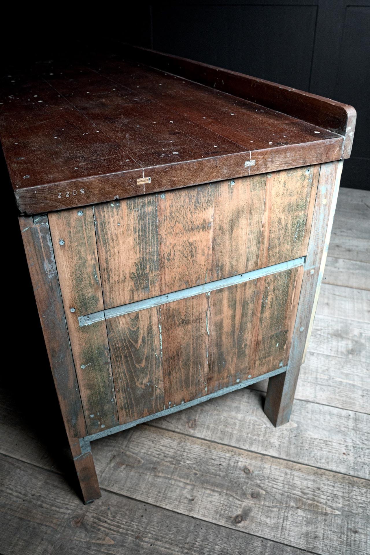Second world war Spitfire 'apprentice piece' engineers bench. For Sale 6