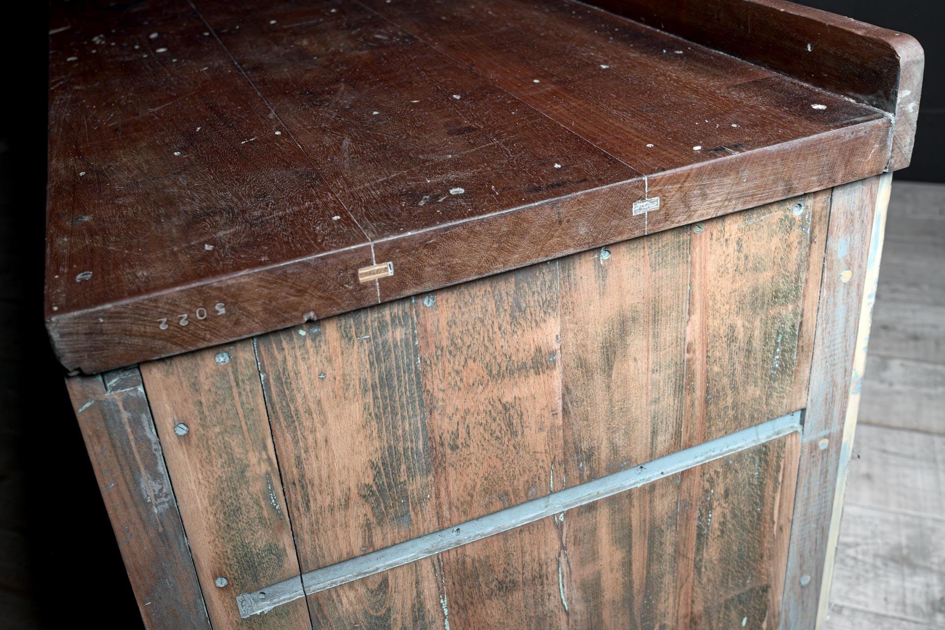 Second world war Spitfire 'apprentice piece' engineers bench. For Sale 7
