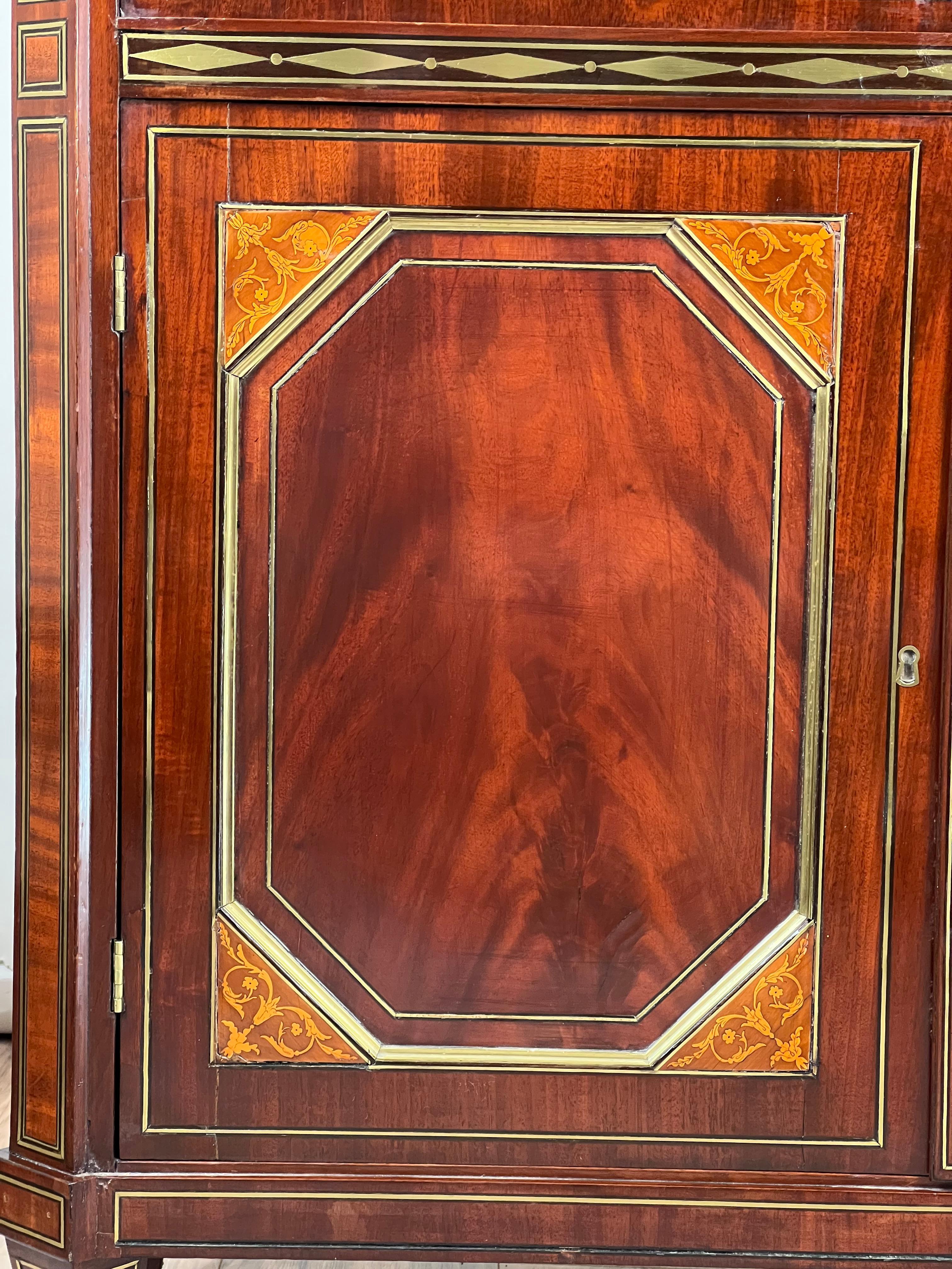 Secrétaire à abattant d'époque French Louis XVI Style Secretary c. Fin du 19ème siècle. en vente 4
