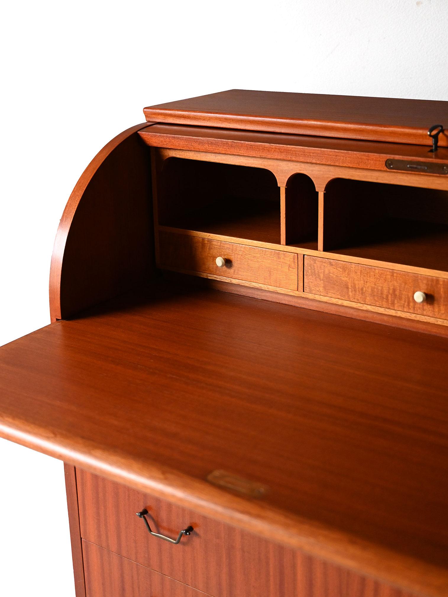 Mid-20th Century Secretaire anni ’50 con chiusura a rullo in vendita