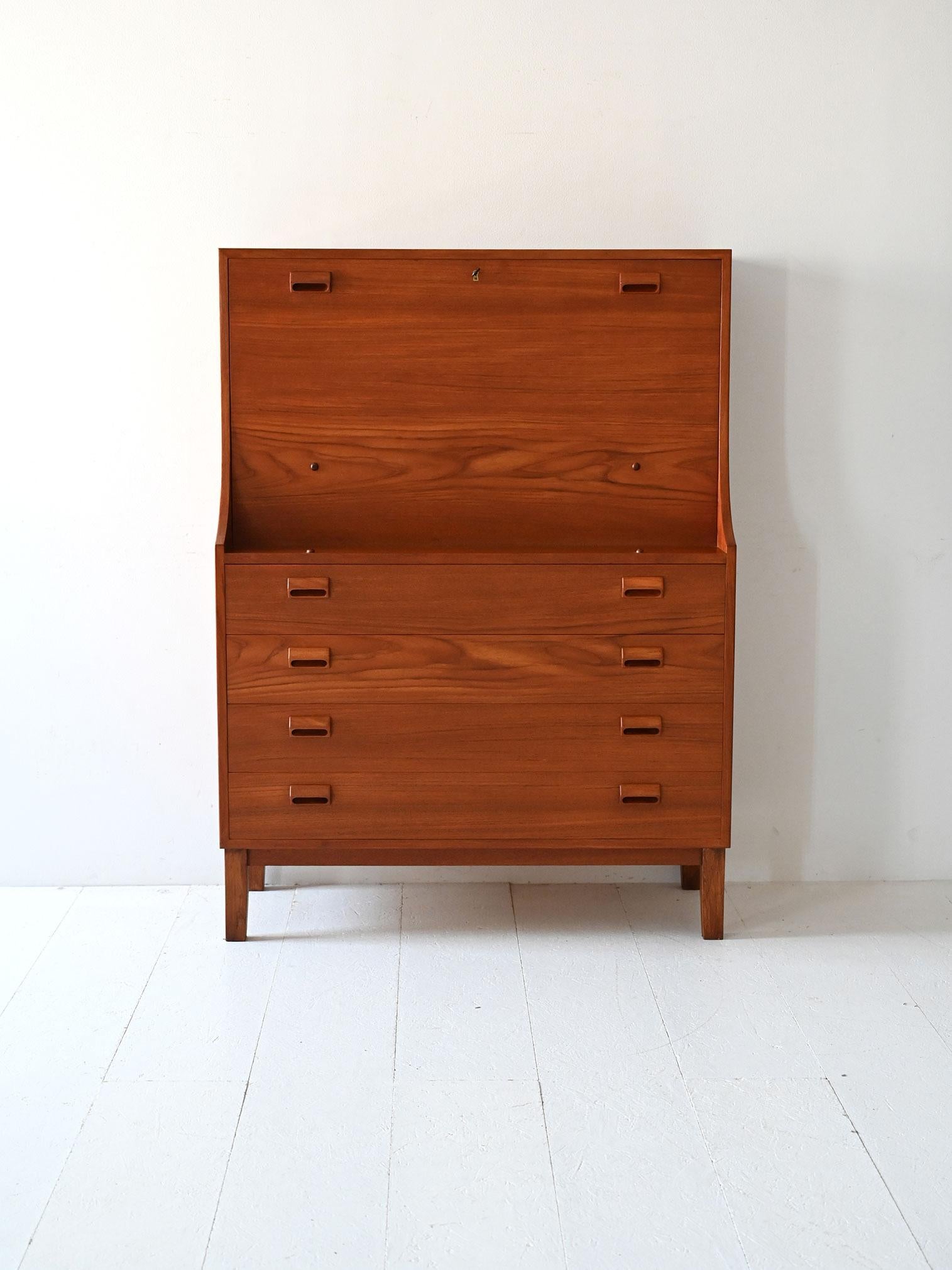 Alte dänische Teakholzkommode von Børge Mogensen für Søborg Møbler (Skandinavische Moderne) im Angebot