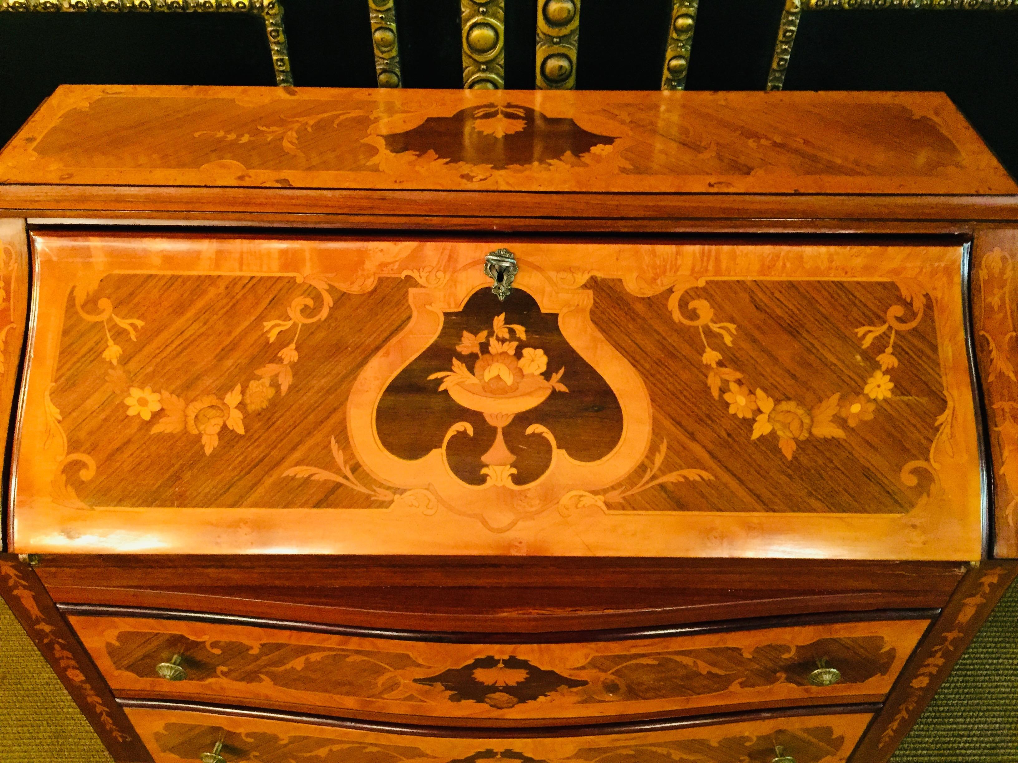 Italian Secretaire in Baroque Stil with Inlays Made in Italy