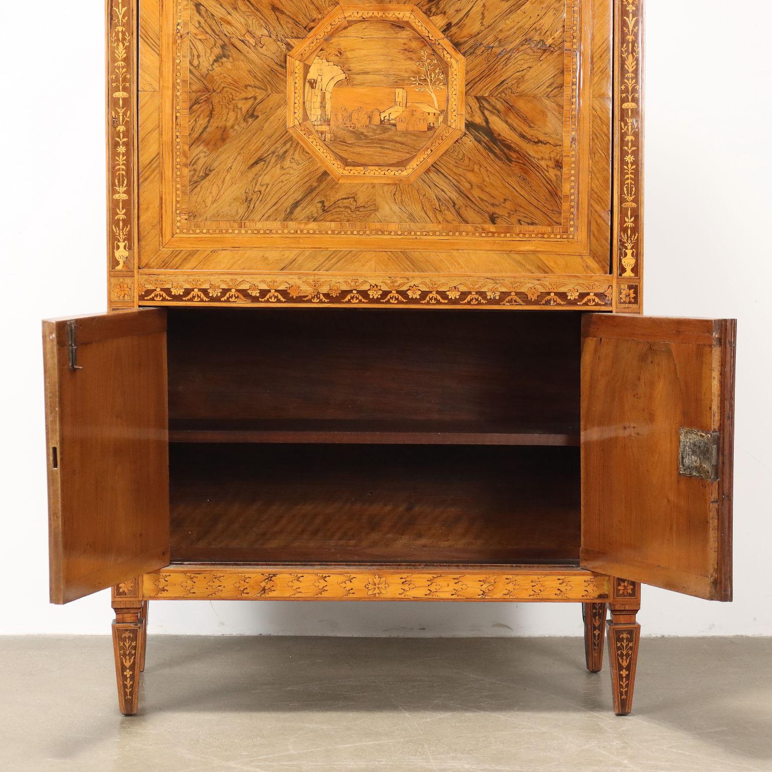 Secretaire intarsiato lombardo Neoclassico XVIII secolo For Sale 5