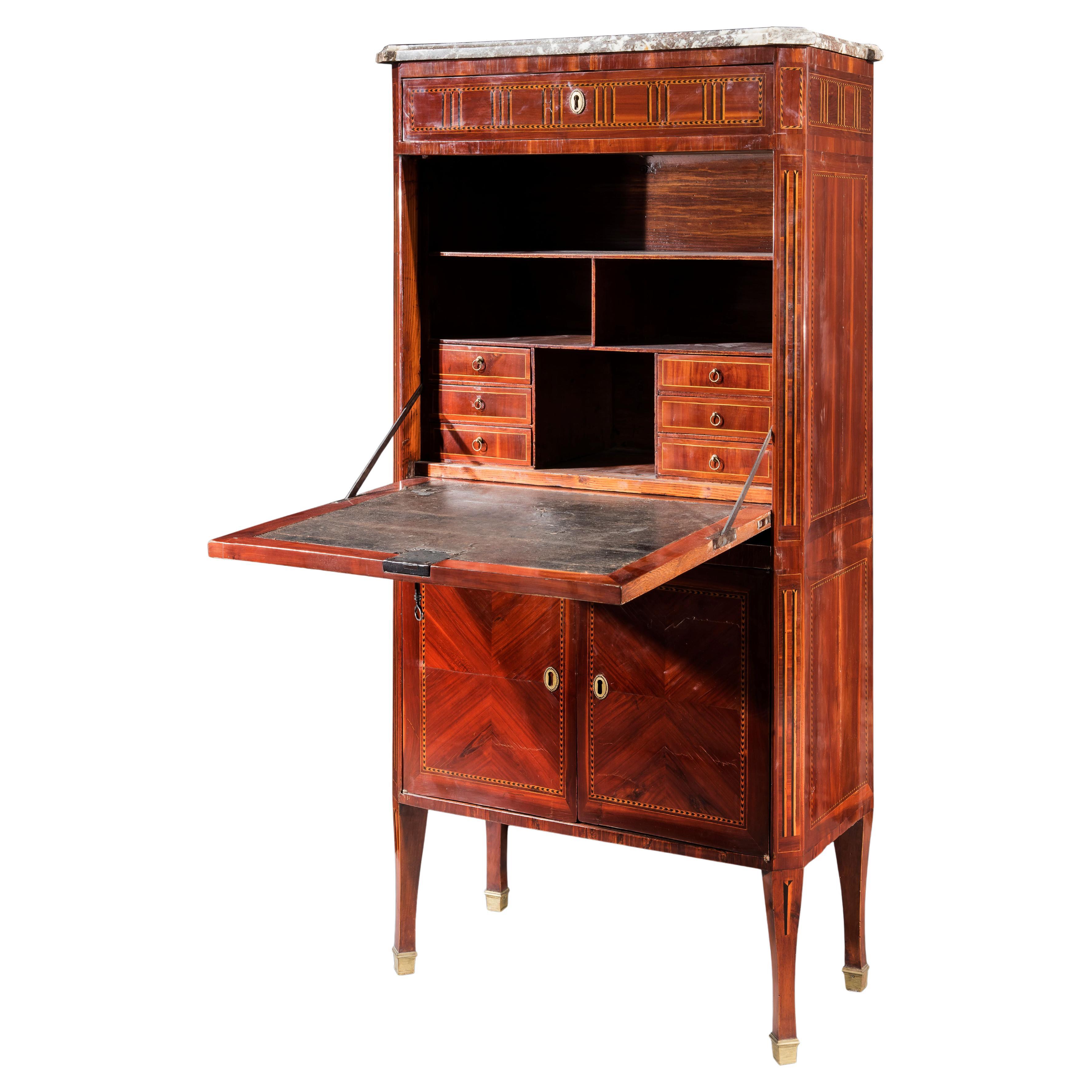 Secrétaire lambrissé et marqueté de différents bois, France, fin du XVIIIe siècle