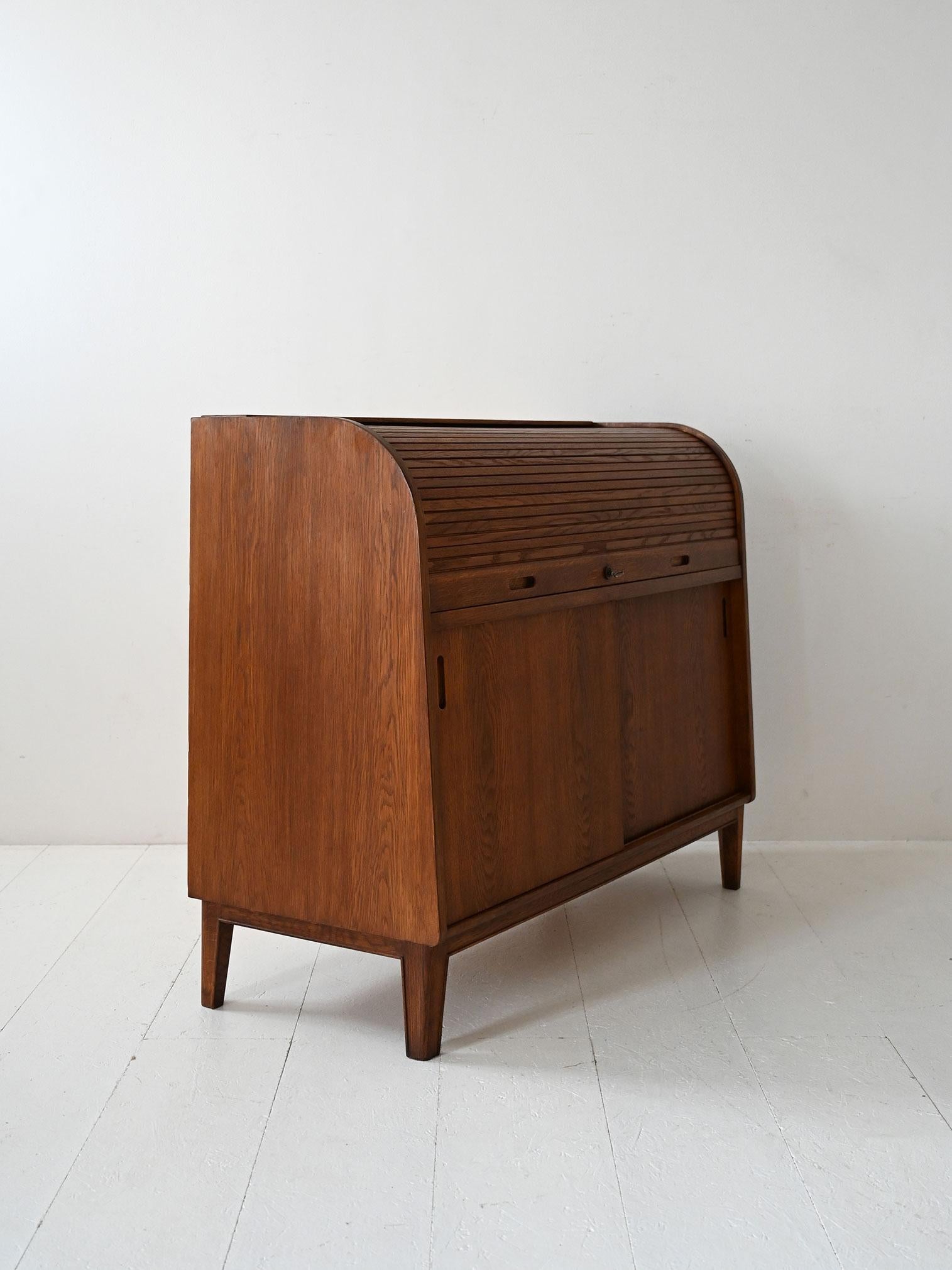Sekretär aus skandinavischer Eiche von Nybro Möbelfabrik (Mid-20th Century) im Angebot