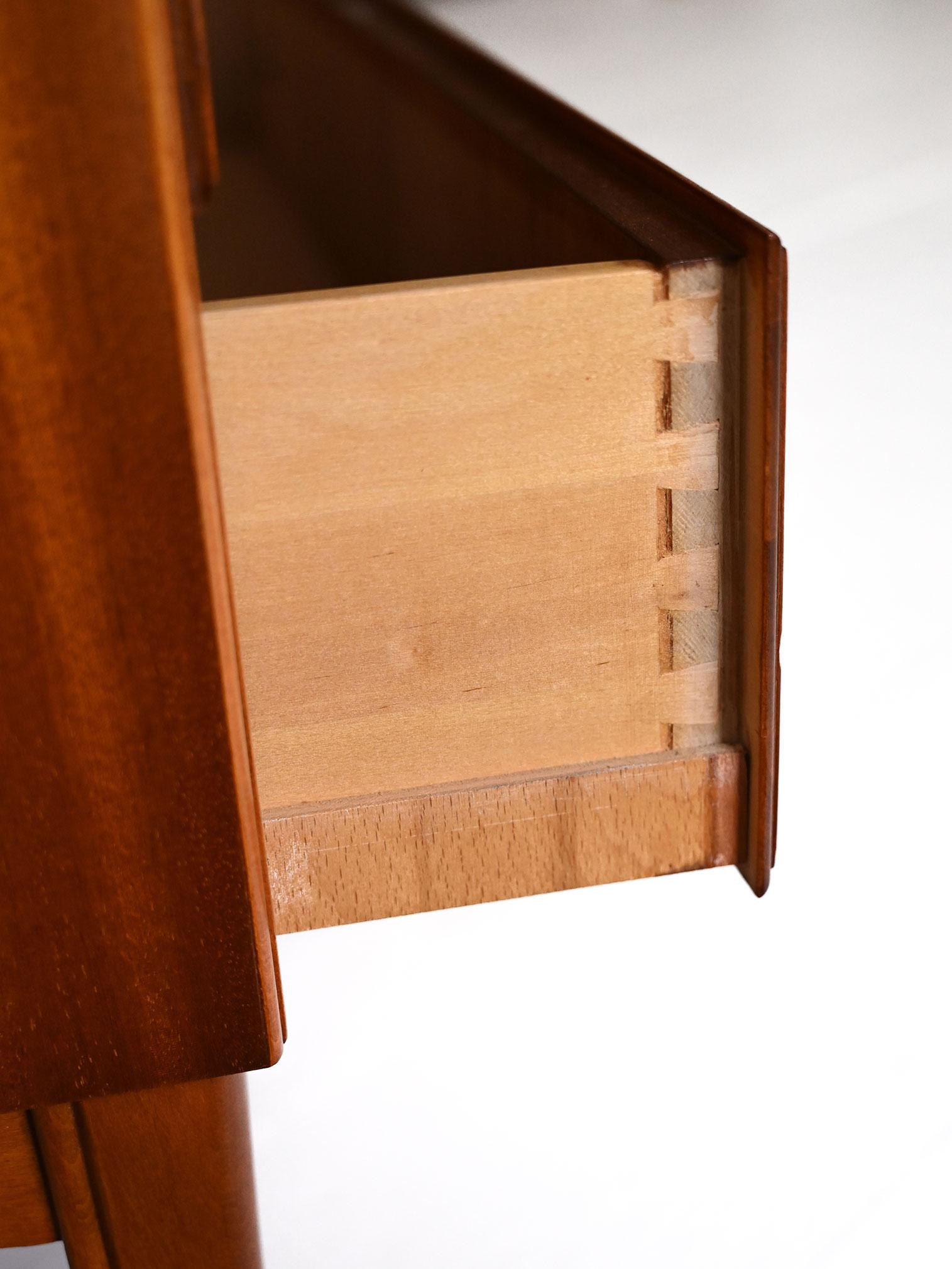 Sécretaire vintage in teak con inserti in rovere in vendita 1