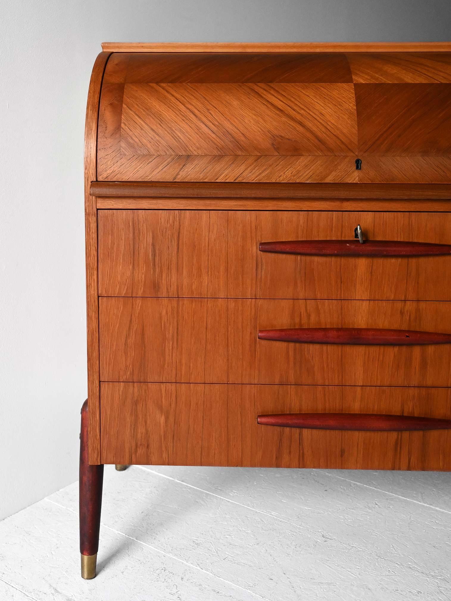 Mid-20th Century Secrétaire vintage scandinavo in teak anni ’50/60 in vendita