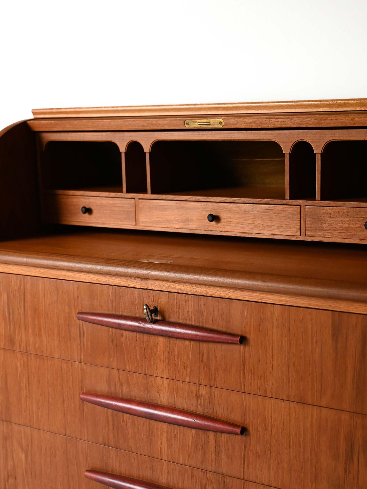 Teak Secrétaire vintage scandinavo in teak anni ’50/60 in vendita