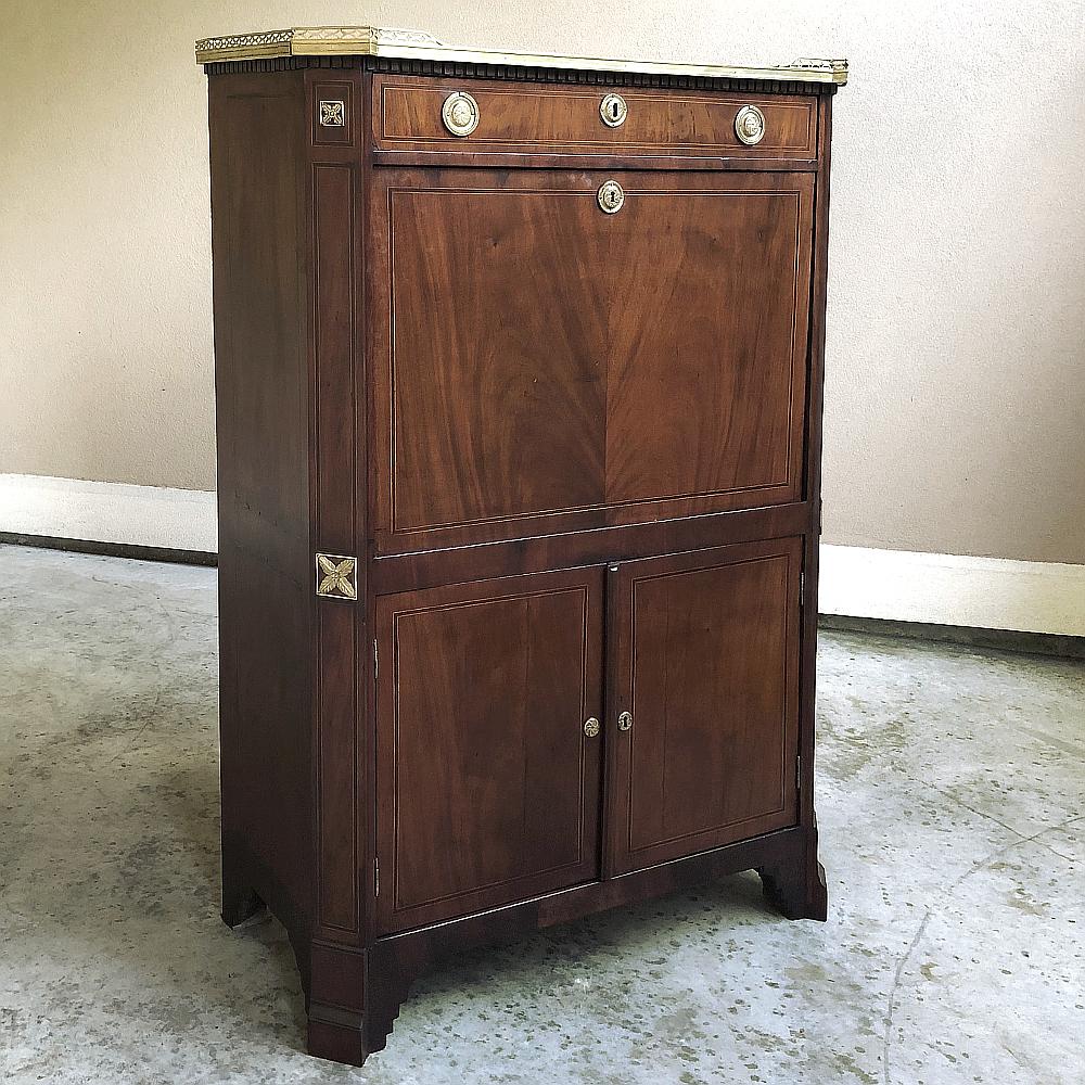Secretary, 19th Century French Louis XVI with Inlaid Mahogany In Good Condition In Dallas, TX