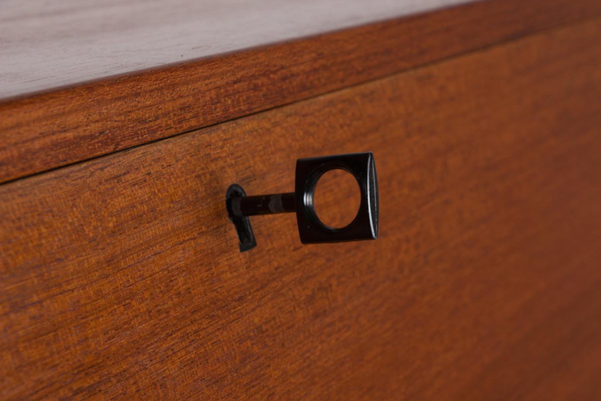 Segreteria, scrivania danese in teak modello 37 di Arne Wahl Iversen per Vinde Mobelfabrik in vendita 11