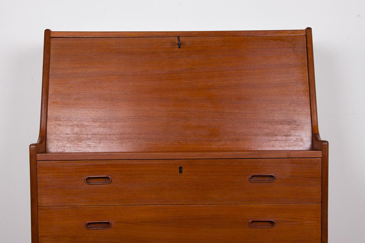 Danese Segreteria, scrivania danese in teak modello 37 di Arne Wahl Iversen per Vinde Mobelfabrik in vendita