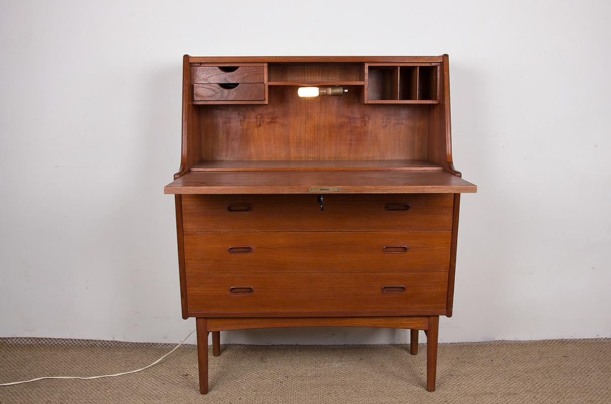 Segreteria, scrivania danese in teak modello 37 di Arne Wahl Iversen per Vinde Mobelfabrik In condizioni ottime in vendita a JOINVILLE-LE-PONT, FR