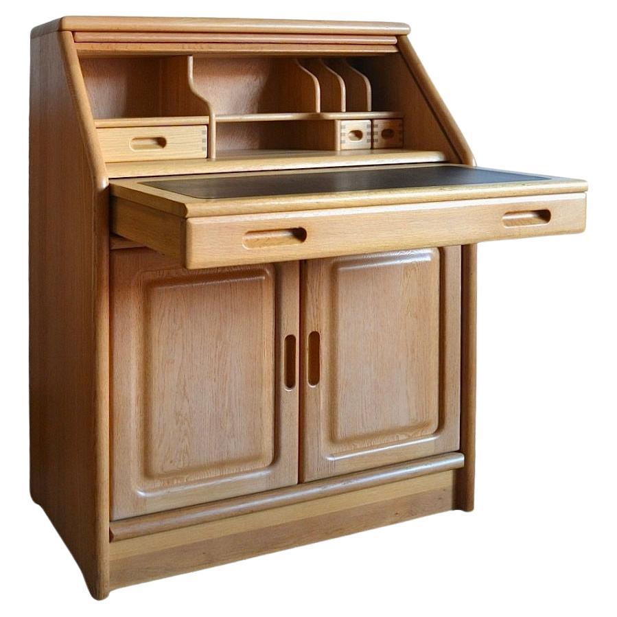 Secretary desk 1152M in solid oak, Dyrlund, Denmark, 1990's