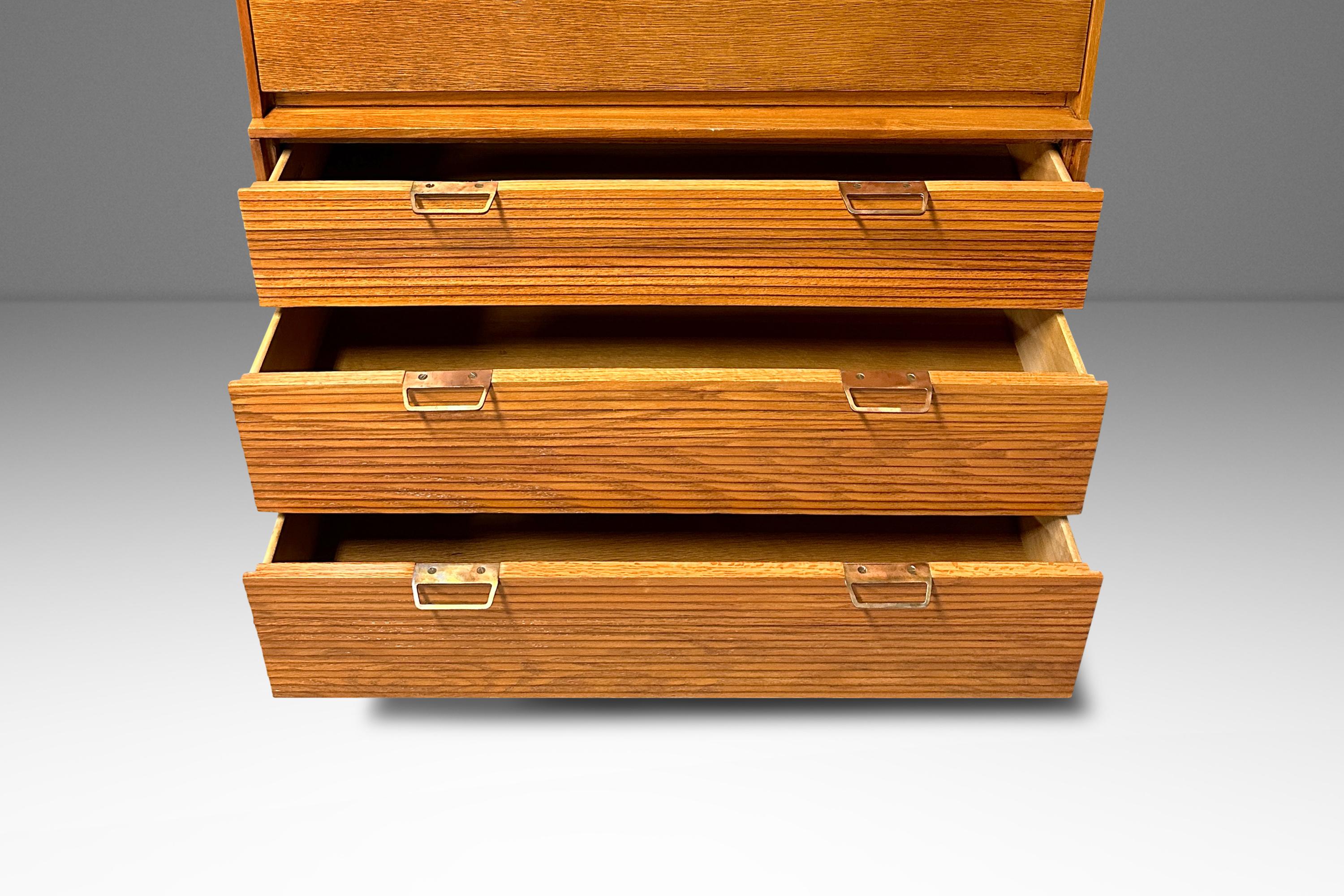 Legno Scrivania/cassettiera di Raymond Loewy per Mengel, USA, anni '60 ca. in vendita
