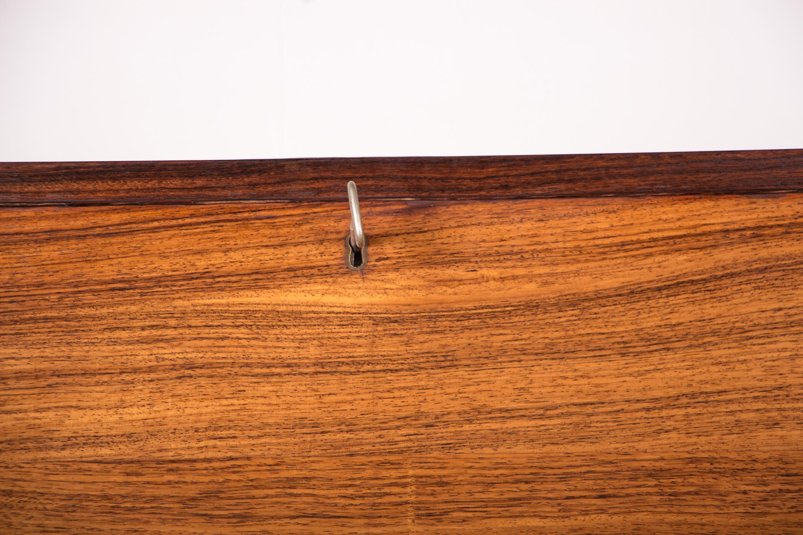 Secretary, desk, Danish in Rio rosewood by Dyrlund 1960. In Good Condition For Sale In JOINVILLE-LE-PONT, FR