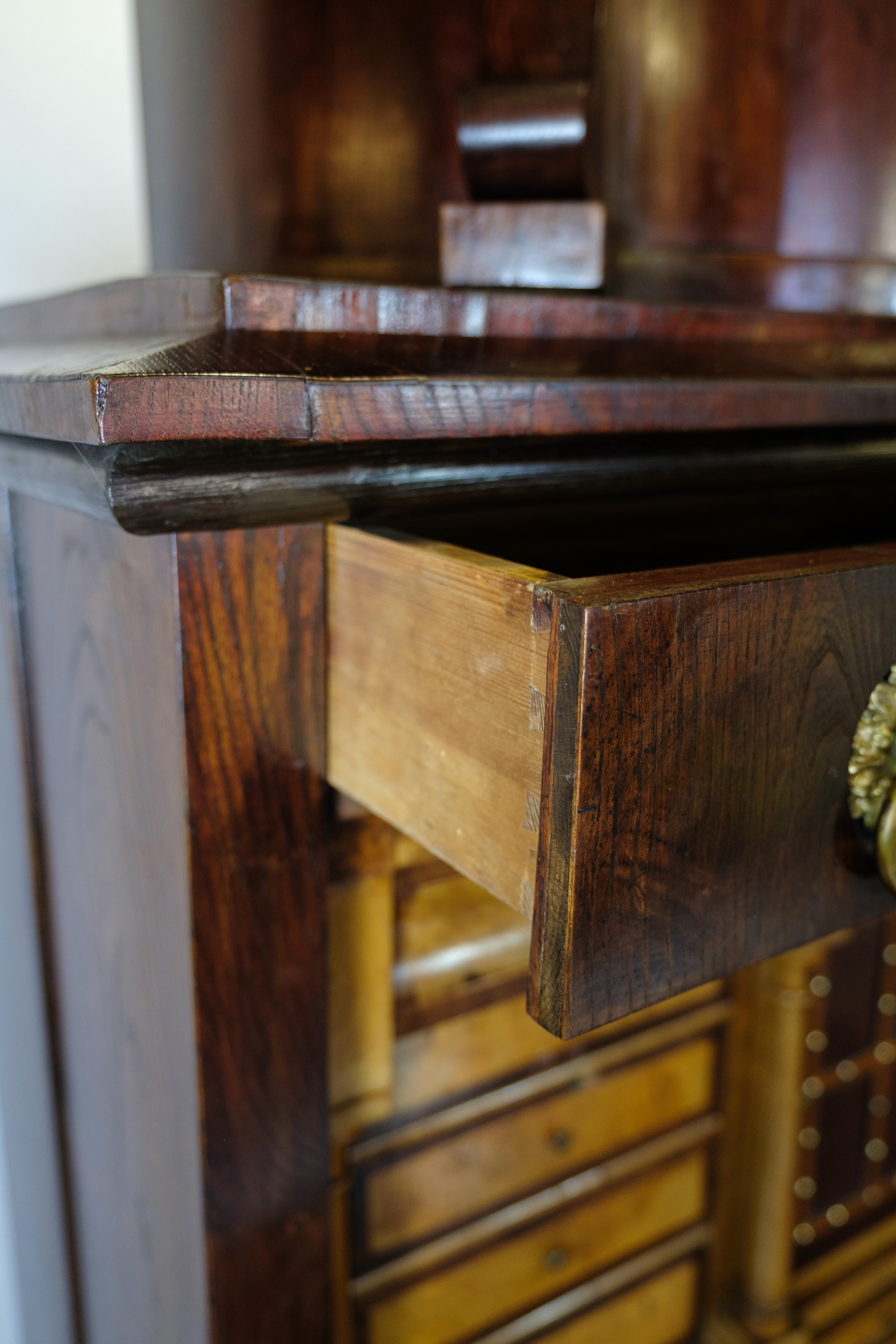 Secretary in mahogany with brass fittings and Intarsia from the 1840s For Sale 1