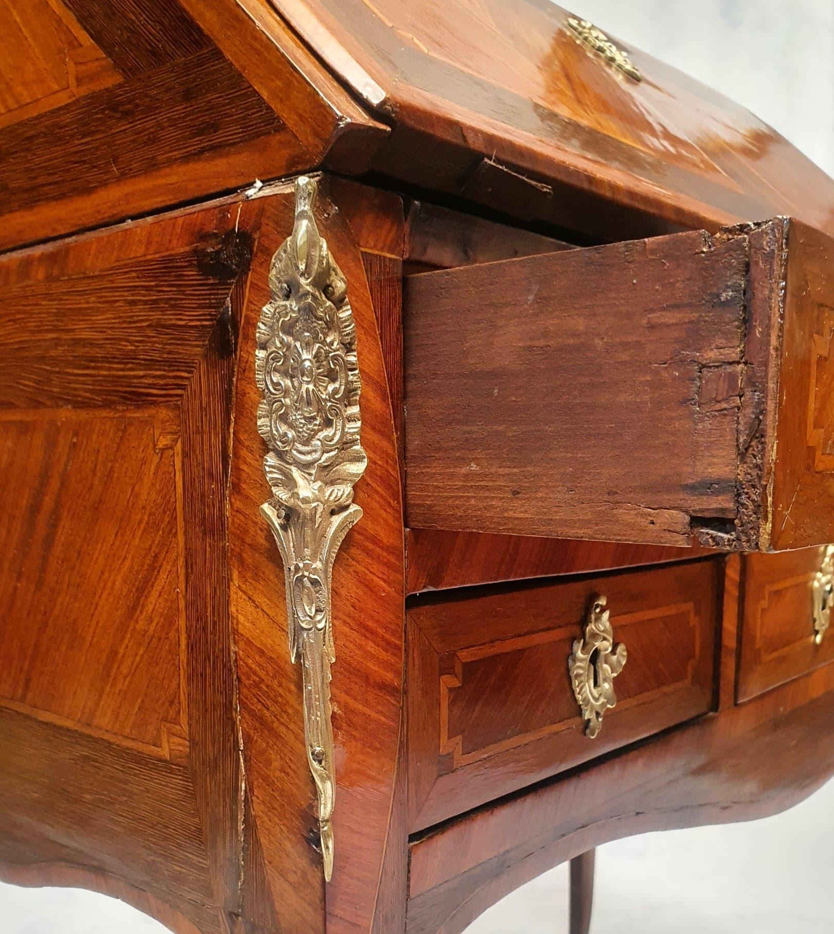 Secretary Period Transition Louis XV, Louis XVI, Palissander & Rosewood, 18th For Sale 3