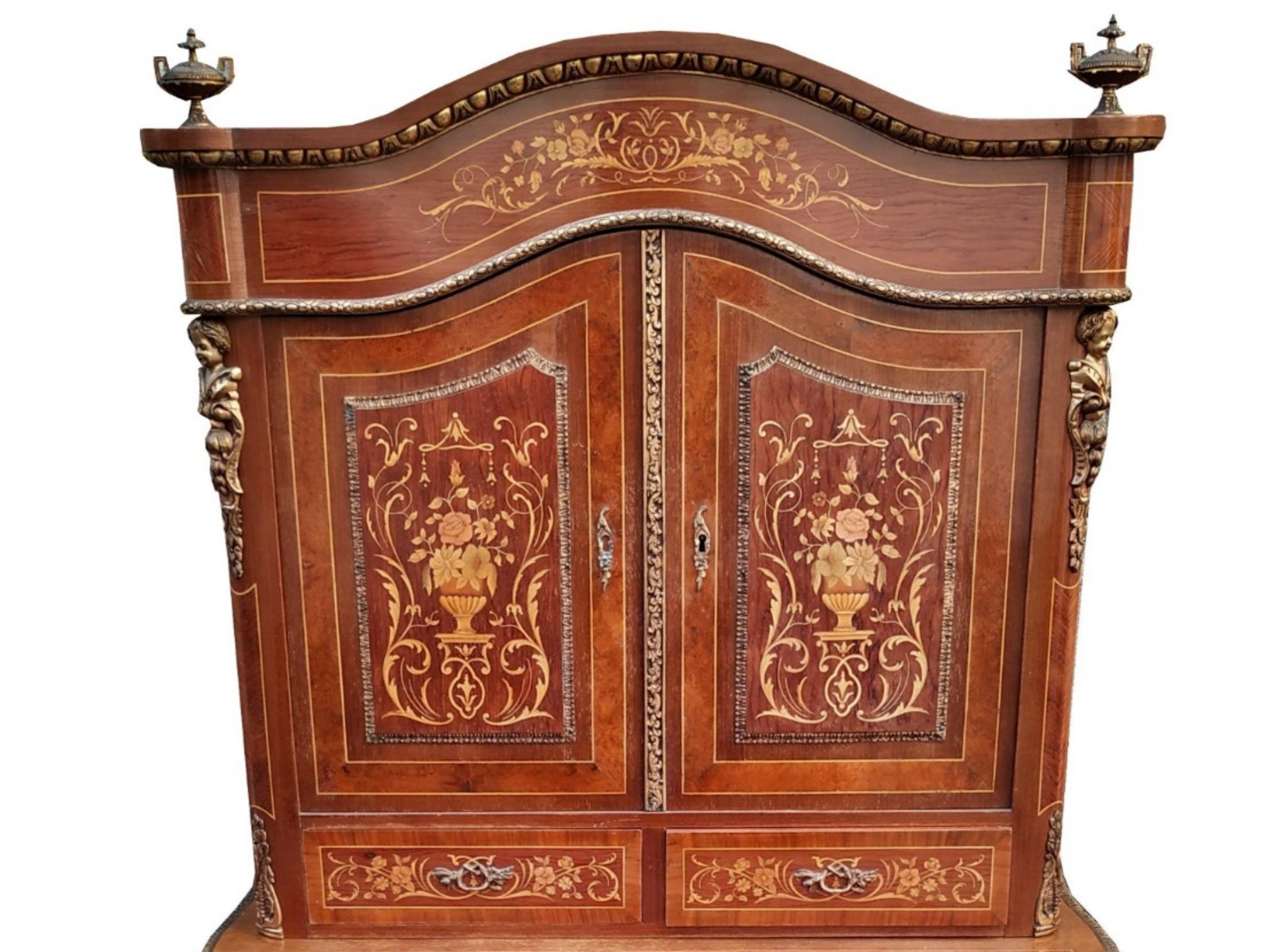 Secretary with Height, French, Louis XV Style, 19th Century In Good Condition For Sale In Madrid, ES