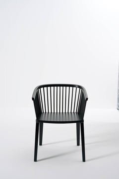 Poltrona Secreto, Legno di faggio laccato nero, design contemporaneo