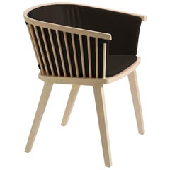 Fauteuil contemporain Secreto en bois de hêtre, coussin en feutre gris, fabriqué en Italie