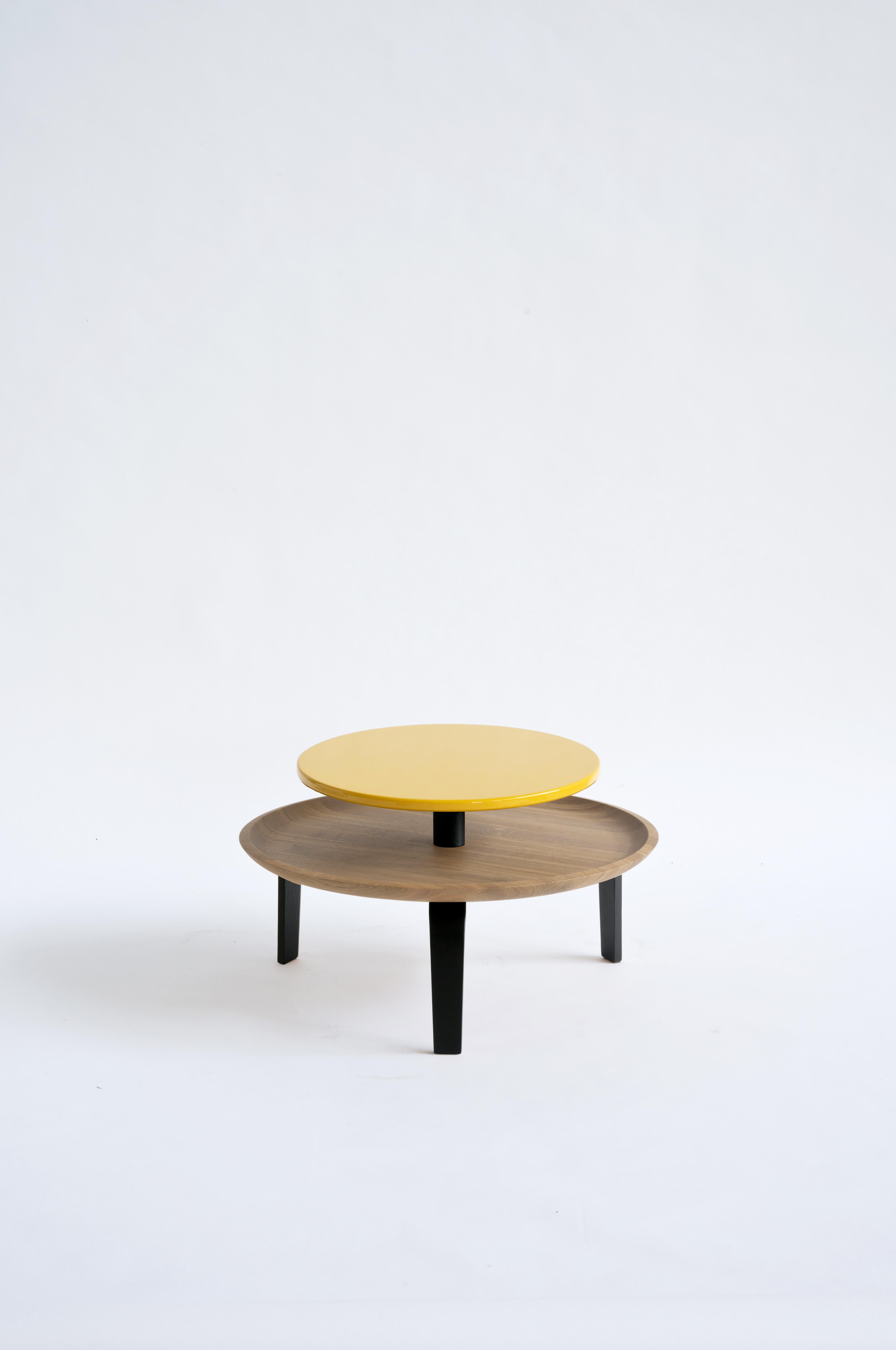 Secreto Round Coffee Table by Colé, Natural Oak and Yellow Lacquered Top For Sale 11