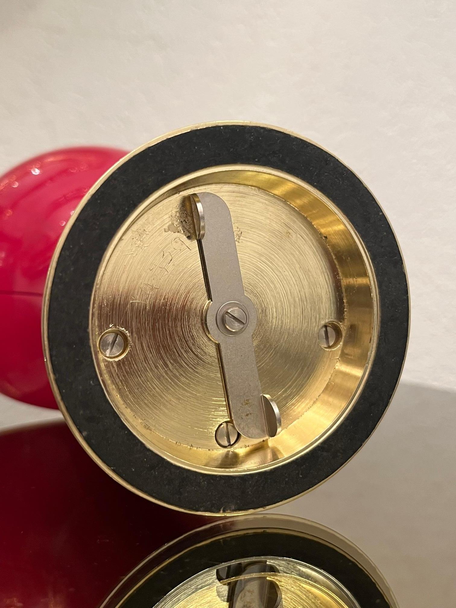 Secticon Table Clock Mod. T1 by Angelo Mangiarotti, Swiss Made, 1956 3