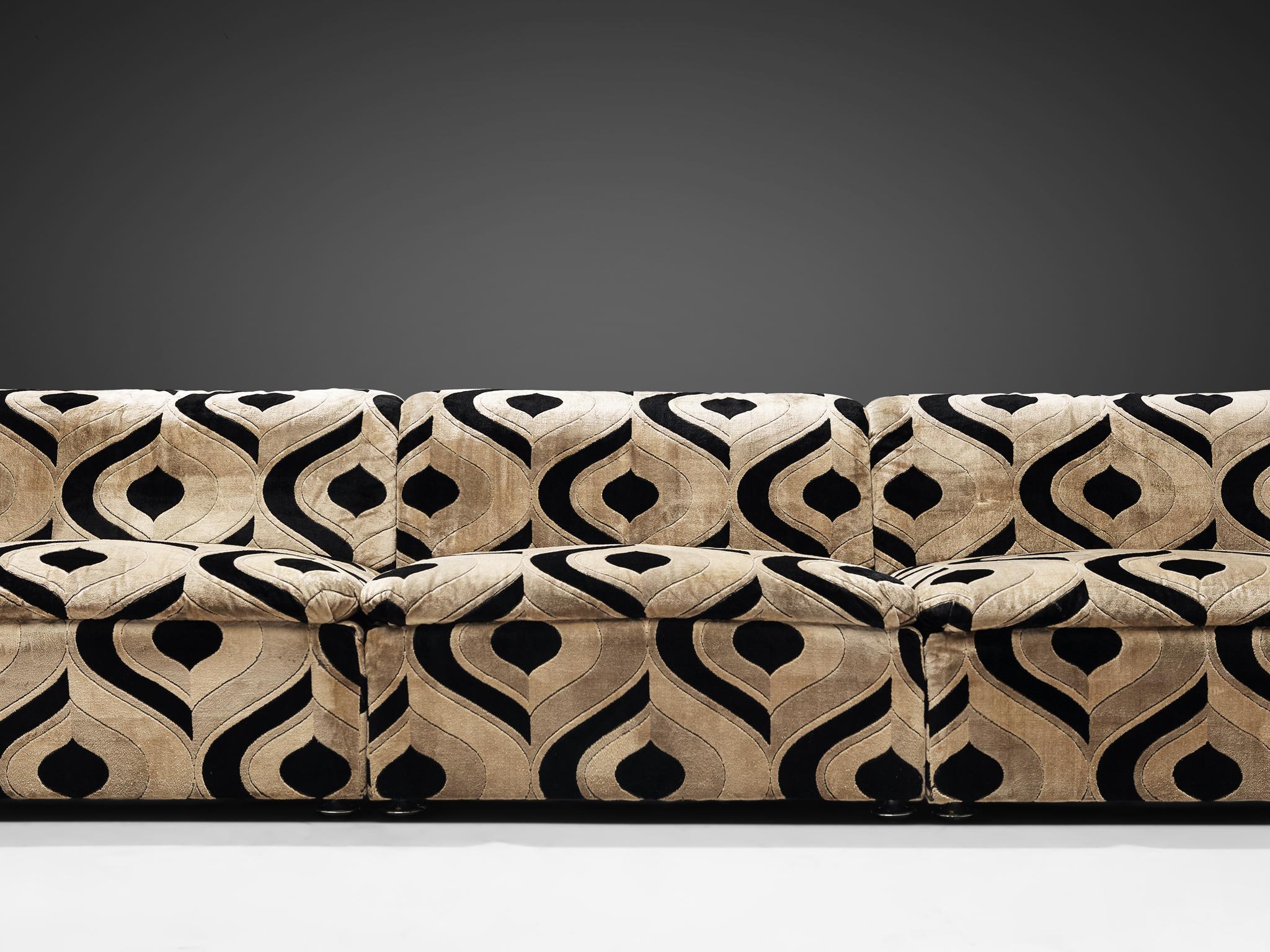 Late 20th Century Sectional Corner Sofa in Funky Patterned Upholstery
