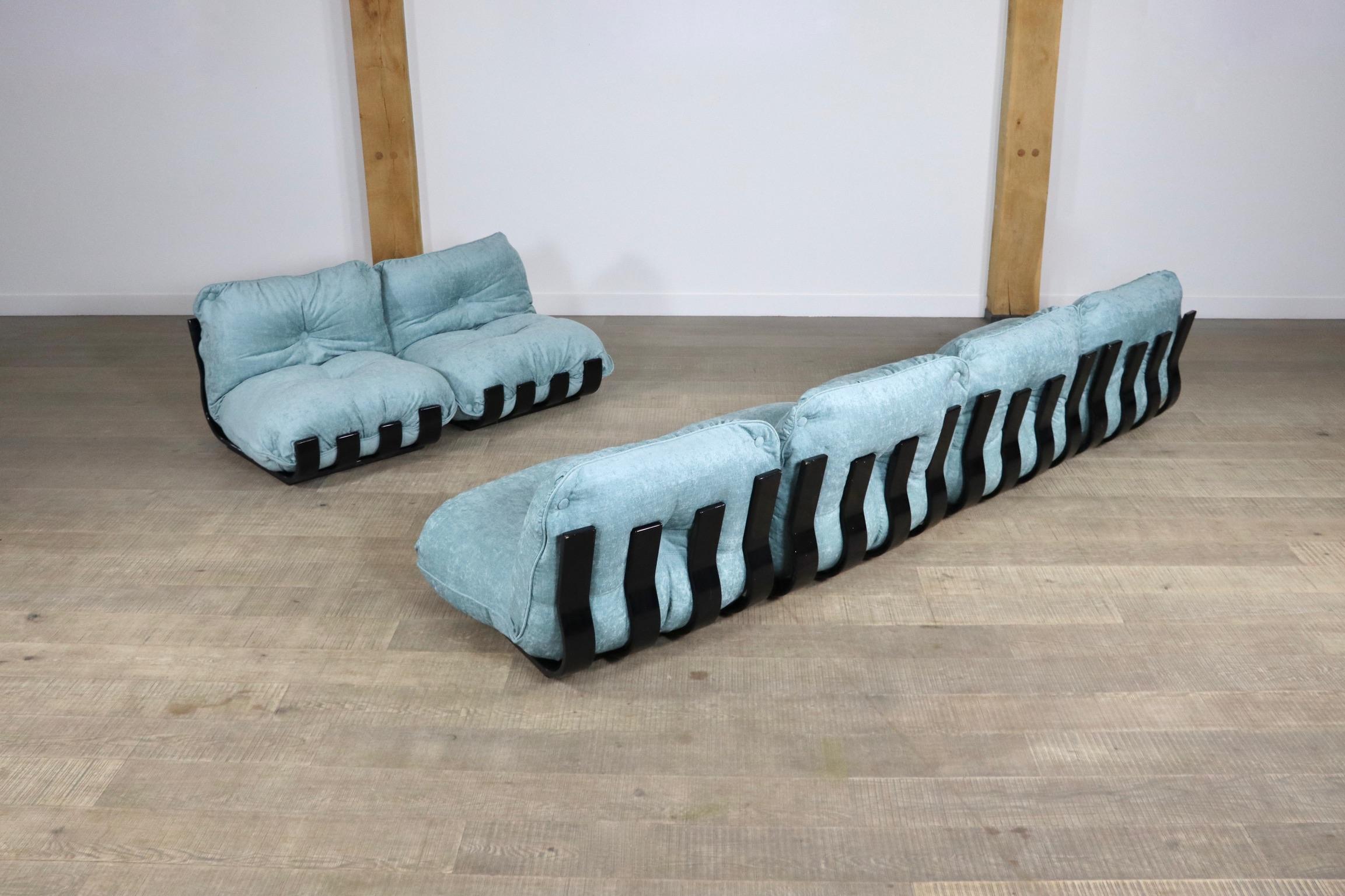 Sectional Gran Visir Sofa in Blue Velvet by Luciano Frigerio, Italy, 1970s For Sale 10