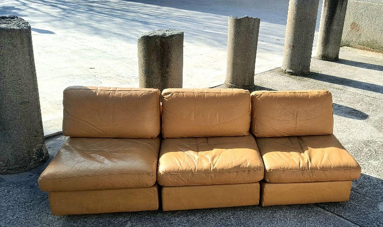 Sectional Leather Sofa by Zanota In Good Condition For Sale In Los Angeles, CA