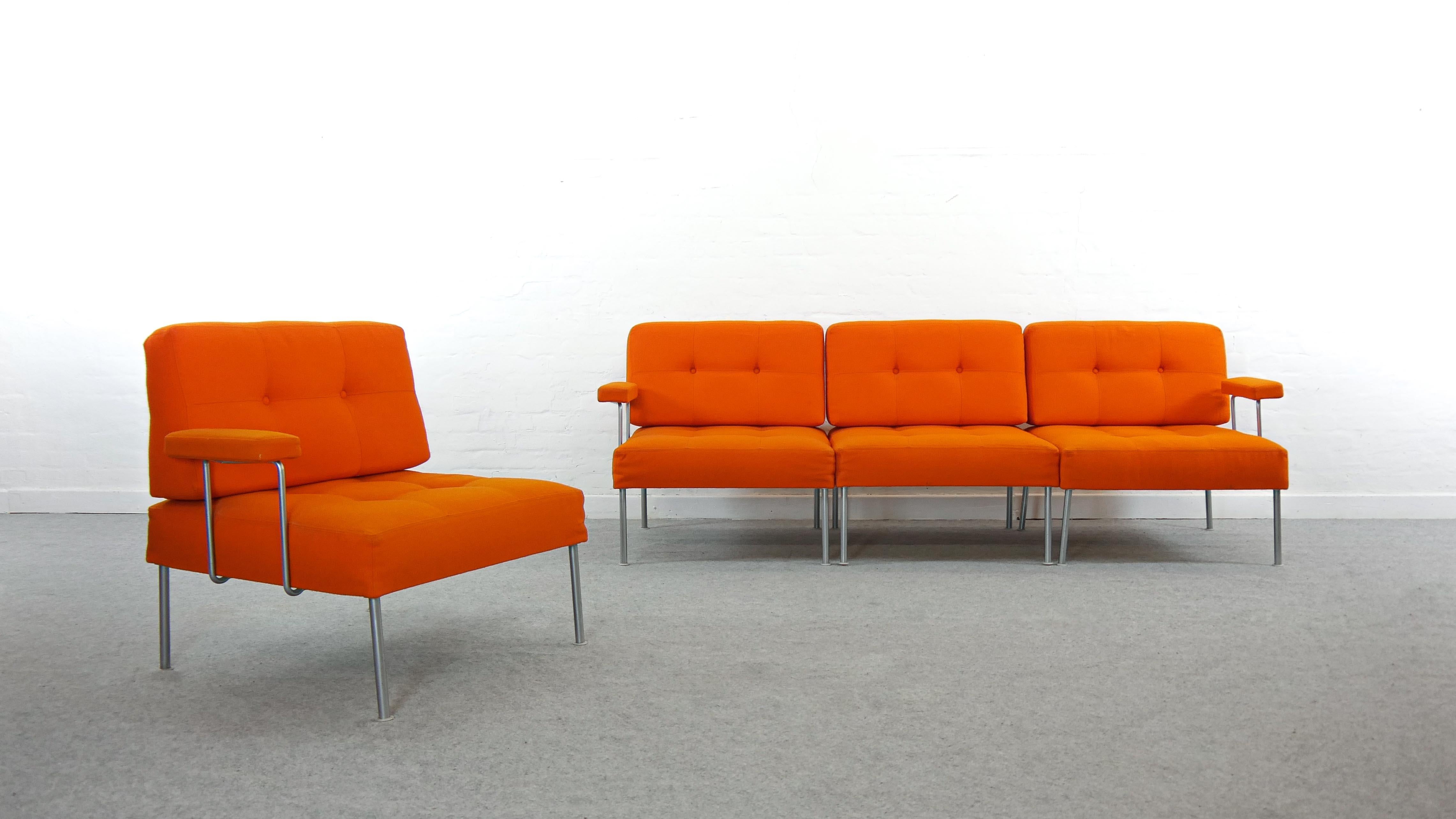 Modular sofa designed by Poul Cadovius for France & Son, Denmark.
The sofa consists of 4 seat-elements that can be arranged individually as a sofa or single easy chairs. Comes with 3 interchangeable armrests. Upholstered in its original orange