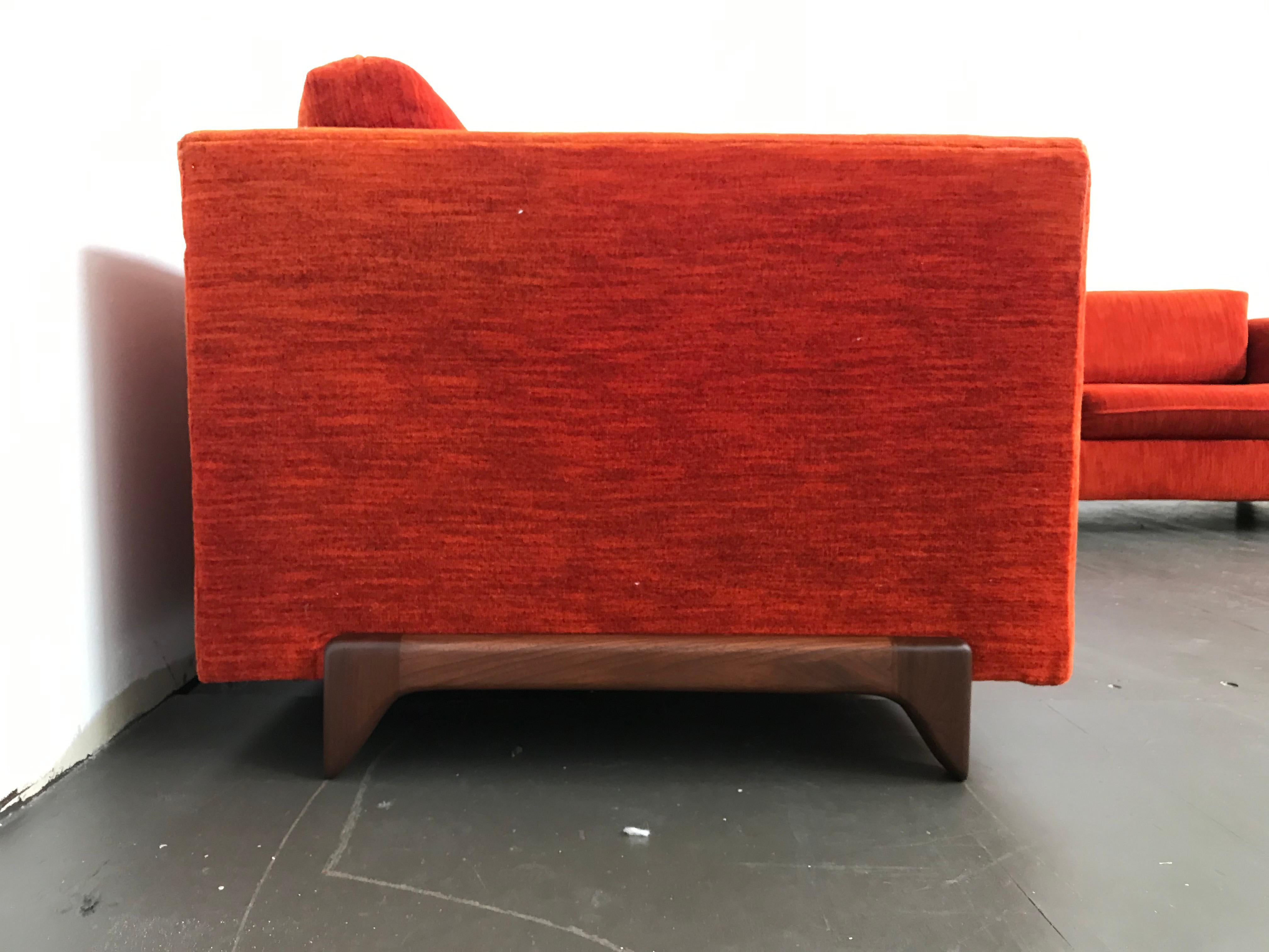 Sectional Sofa by Adrian Pearsall for Craft Associates In Good Condition In St.Petersburg, FL