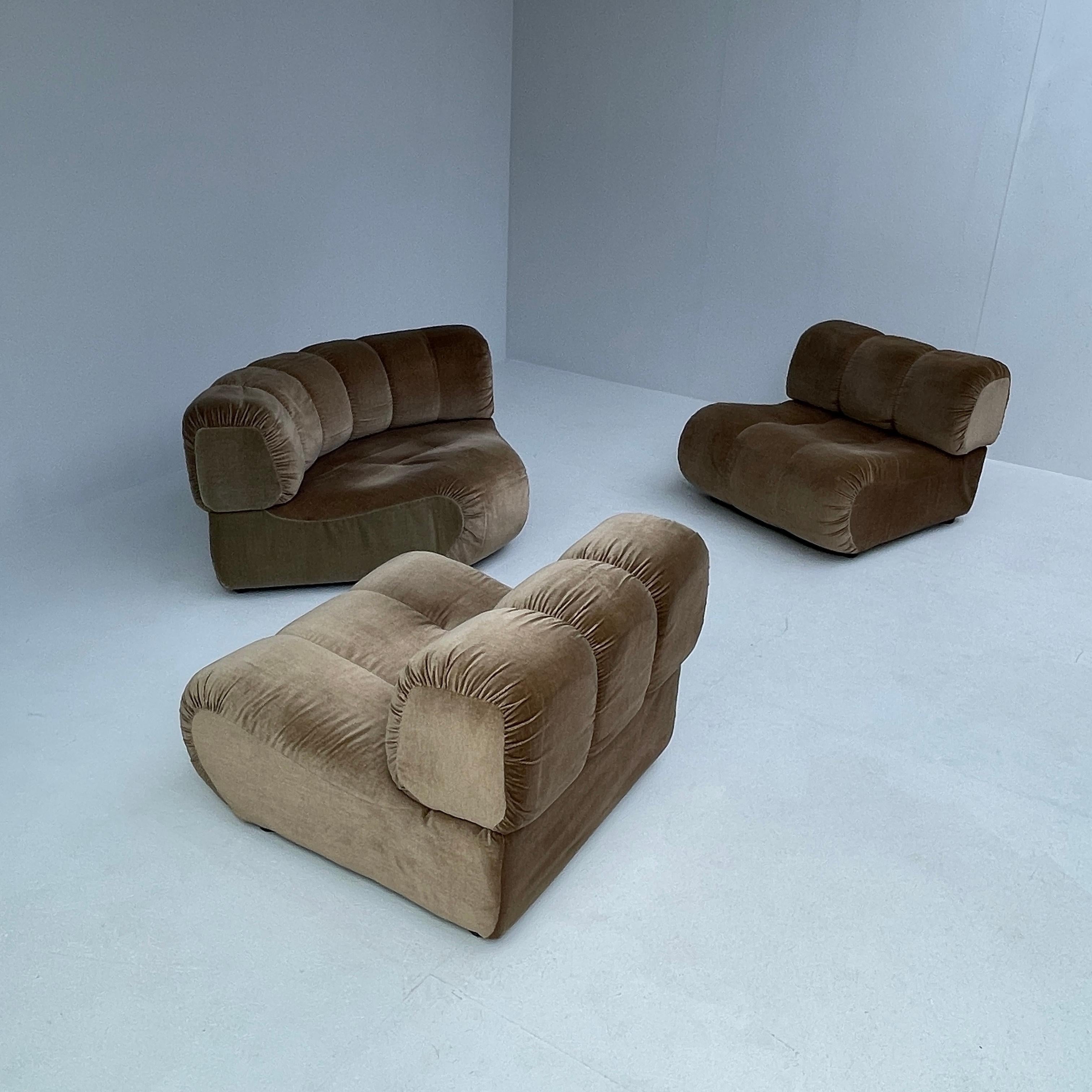 Sectional sofa by Giuseppe Munari for Poltrona Munari, Italy 1970 8