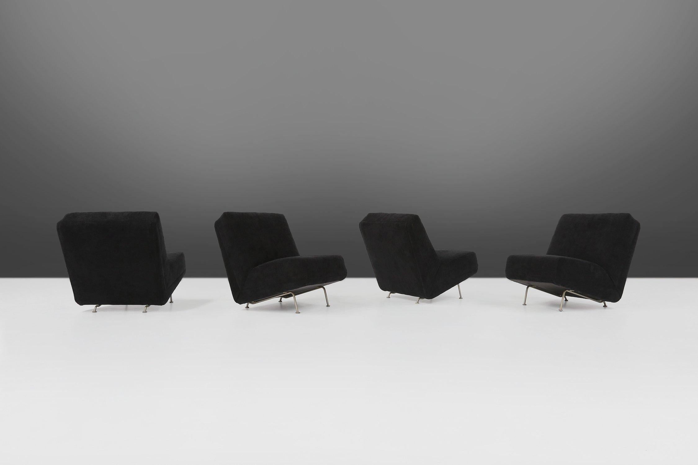Sectional Sofa by the Dutch designer Theo Ruth for Artifort, ca. 1950 im Angebot 3