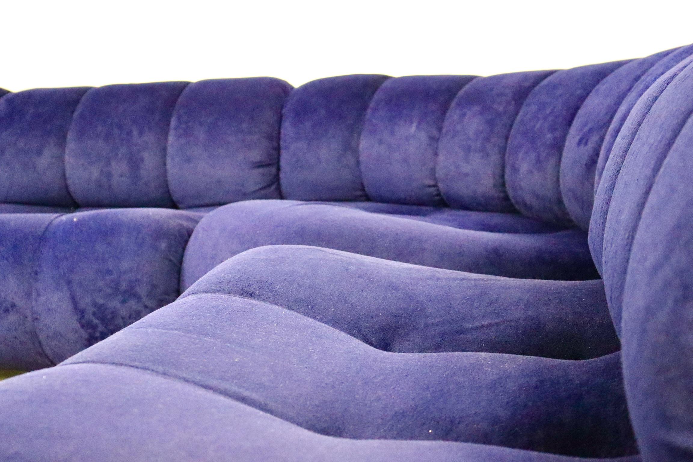 Sectional Sofa in blue velvet by Giuseppe Munari for Poltrona Munari, Italy, 197 7