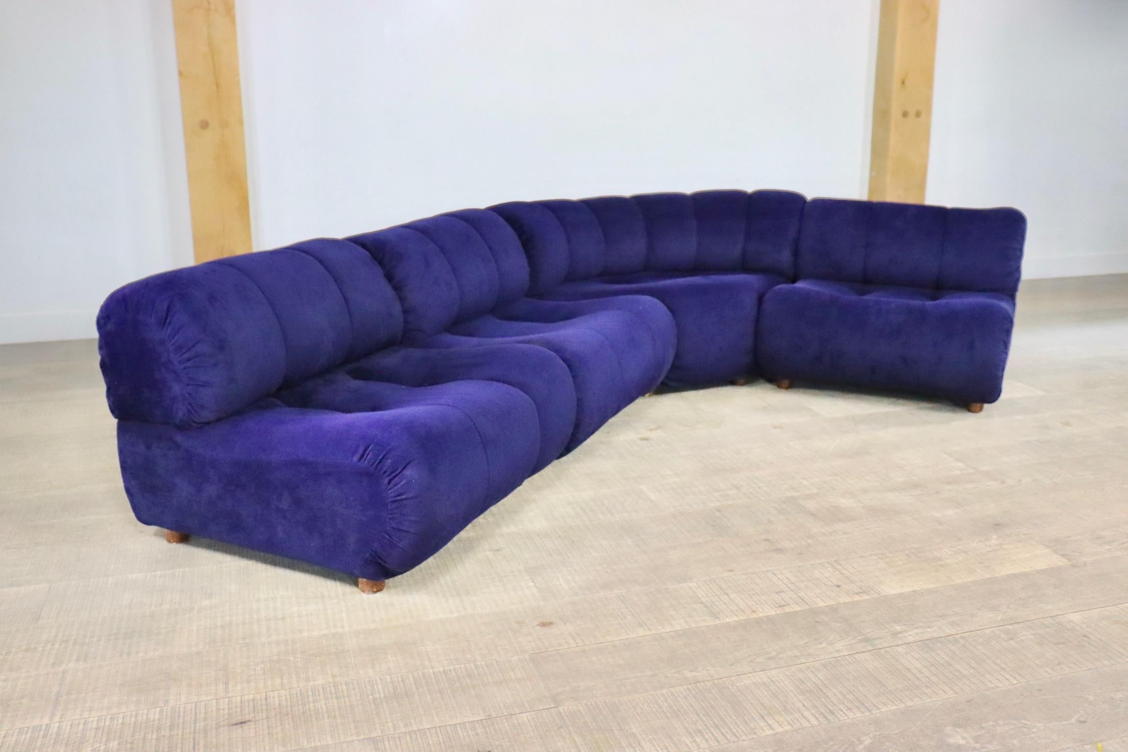 Sectional Sofa in blue velvet by Giuseppe Munari for Poltrona Munari, Italy, 197 1