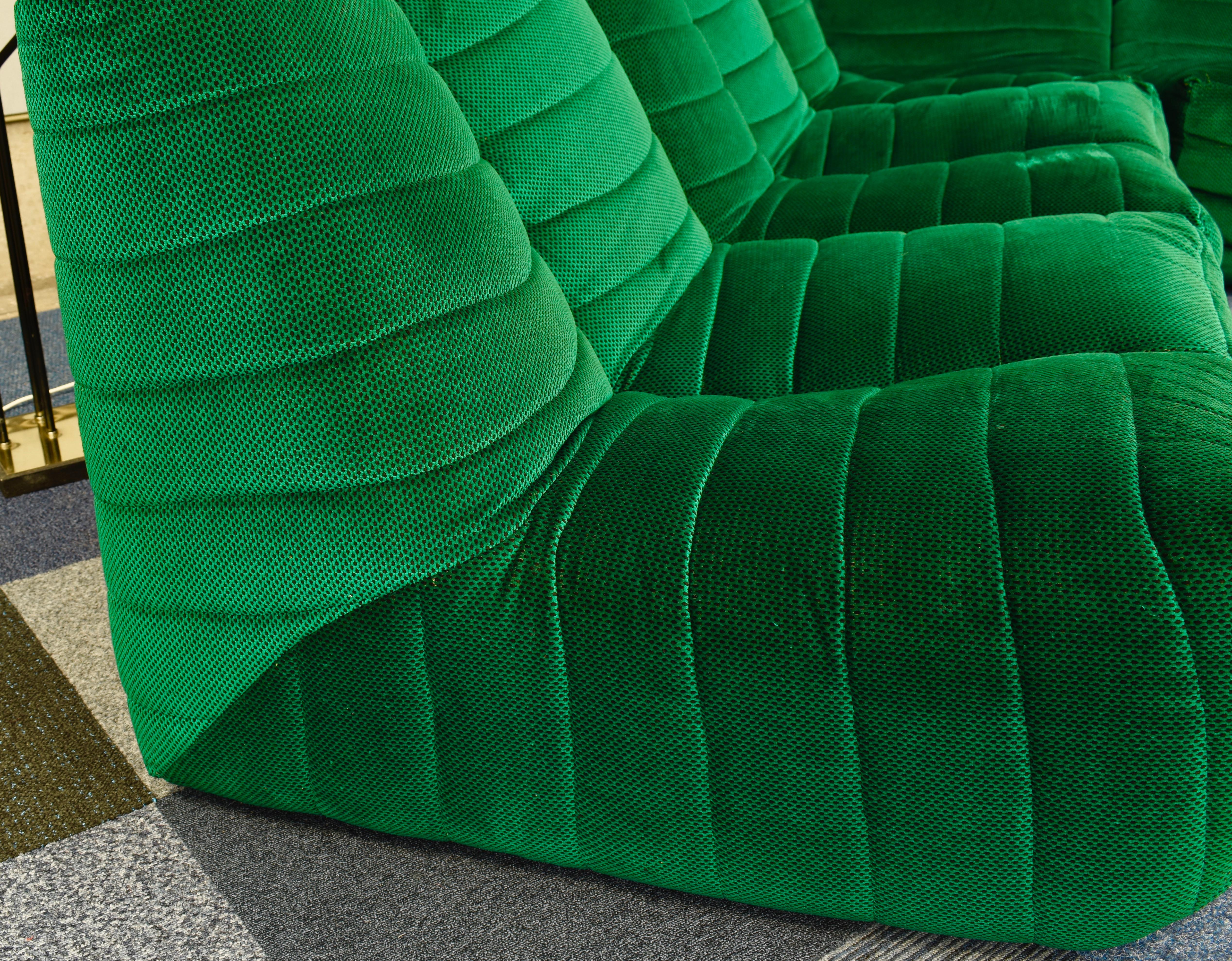 Sectional Sofa in Green Velvet by Gianfranco Grignani, Italy, circa 1970 8