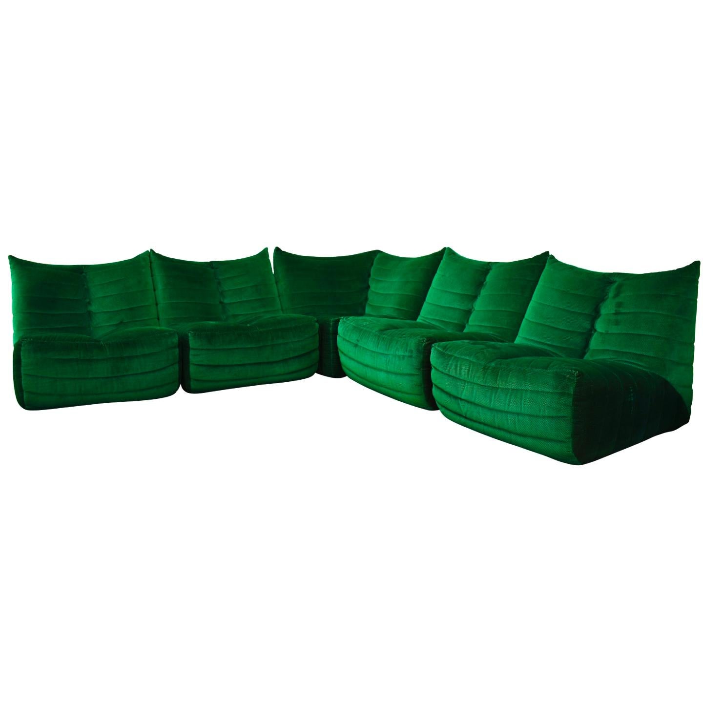 Mid-Century Modern Sectional Sofa in Green Velvet by Gianfranco Grignani, Italy, circa 1970
