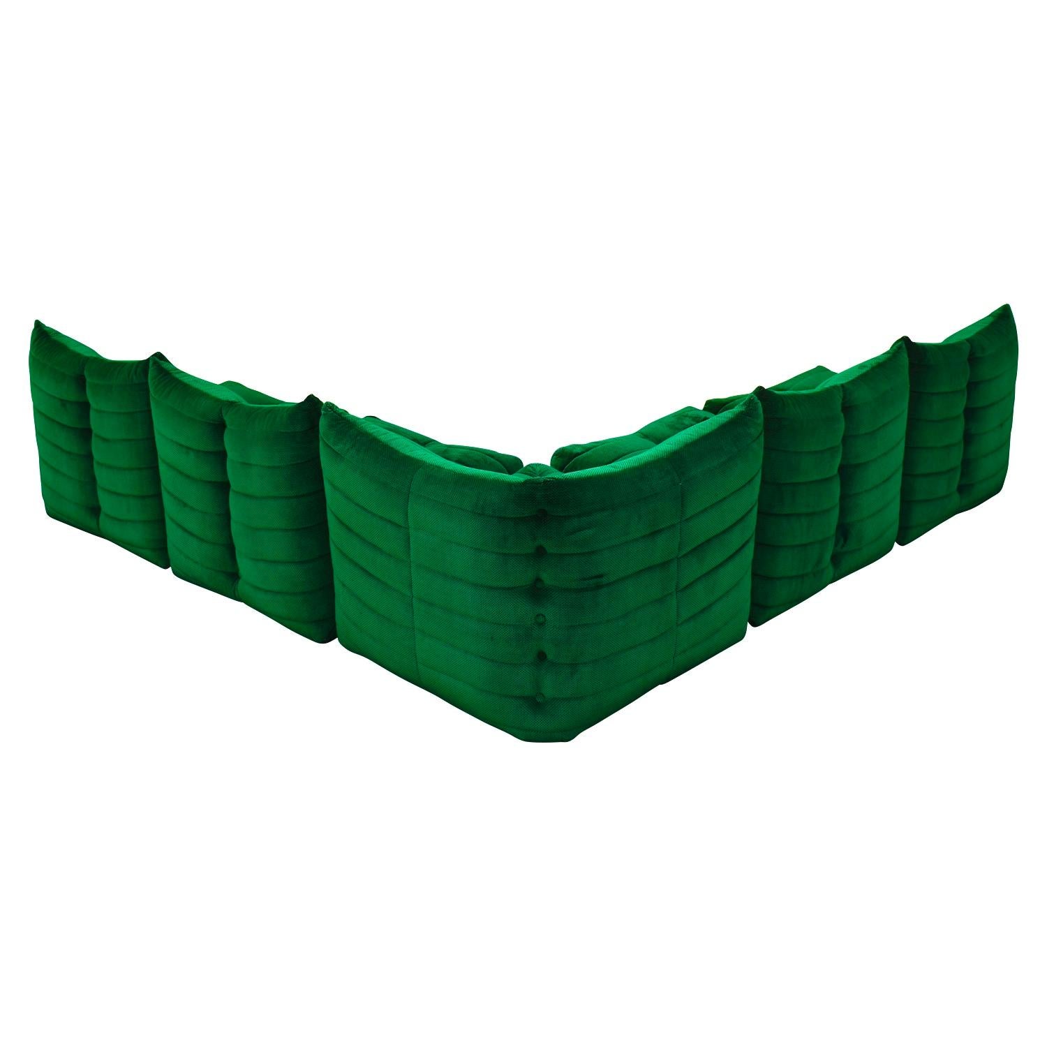 Sectional Sofa in Green Velvet by Gianfranco Grignani, Italy, circa 1970 In Good Condition In Pijnacker, Zuid-Holland