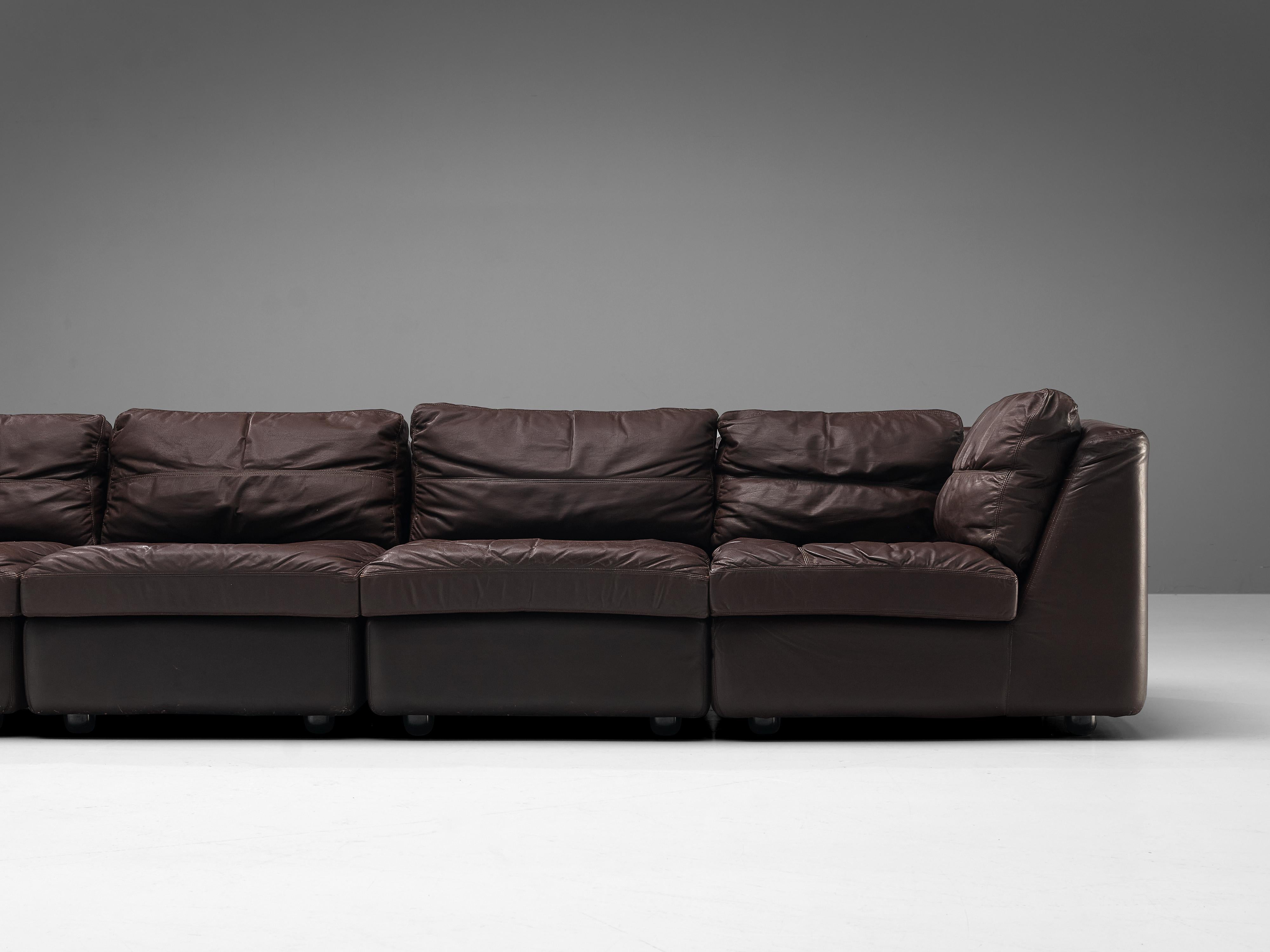 Sectional Sofa in Patinated Brown Leather 1