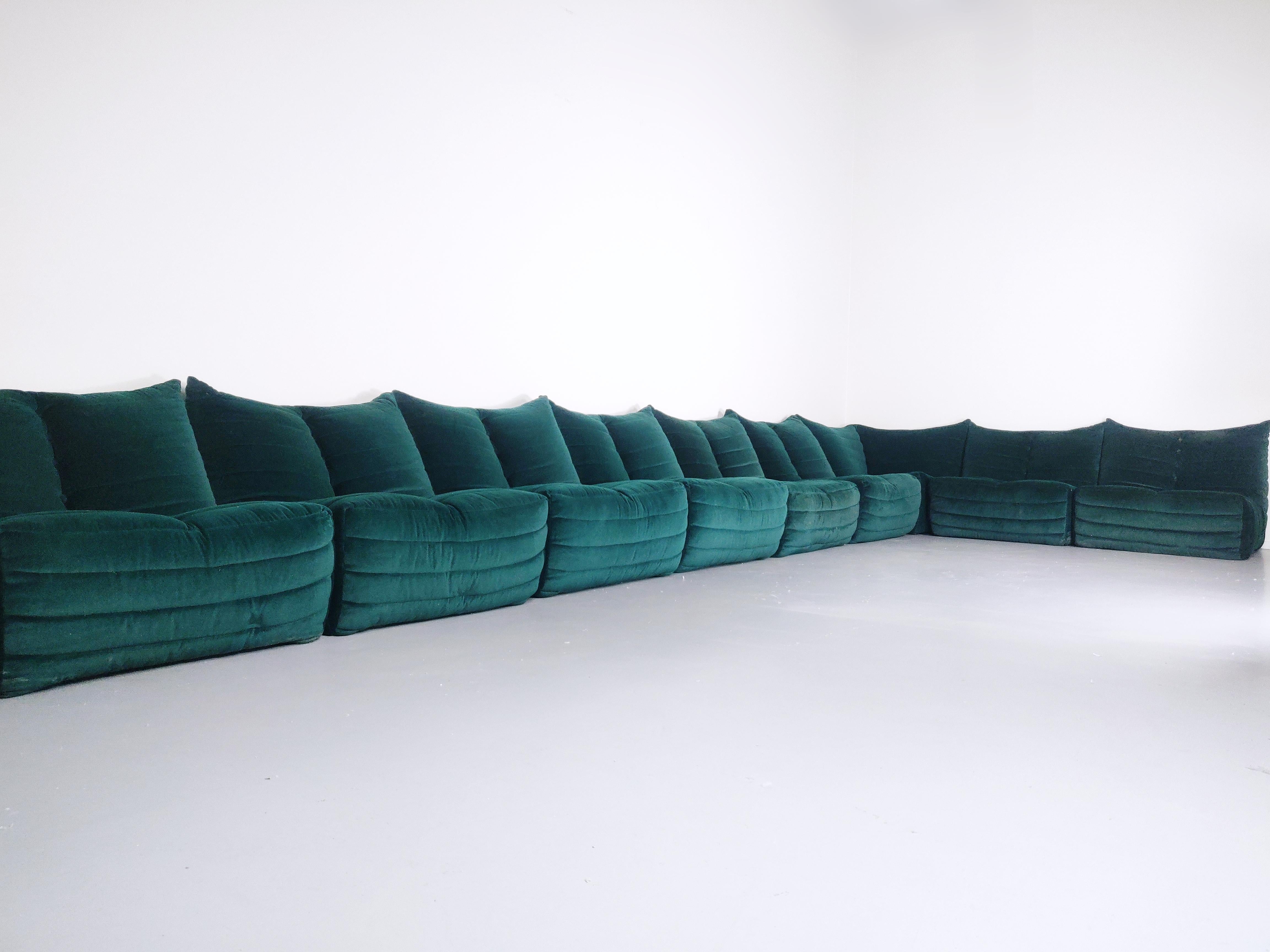 Sectional sofa Model Zozo by Seven Salotti, Italy, 1970s
9 elements.