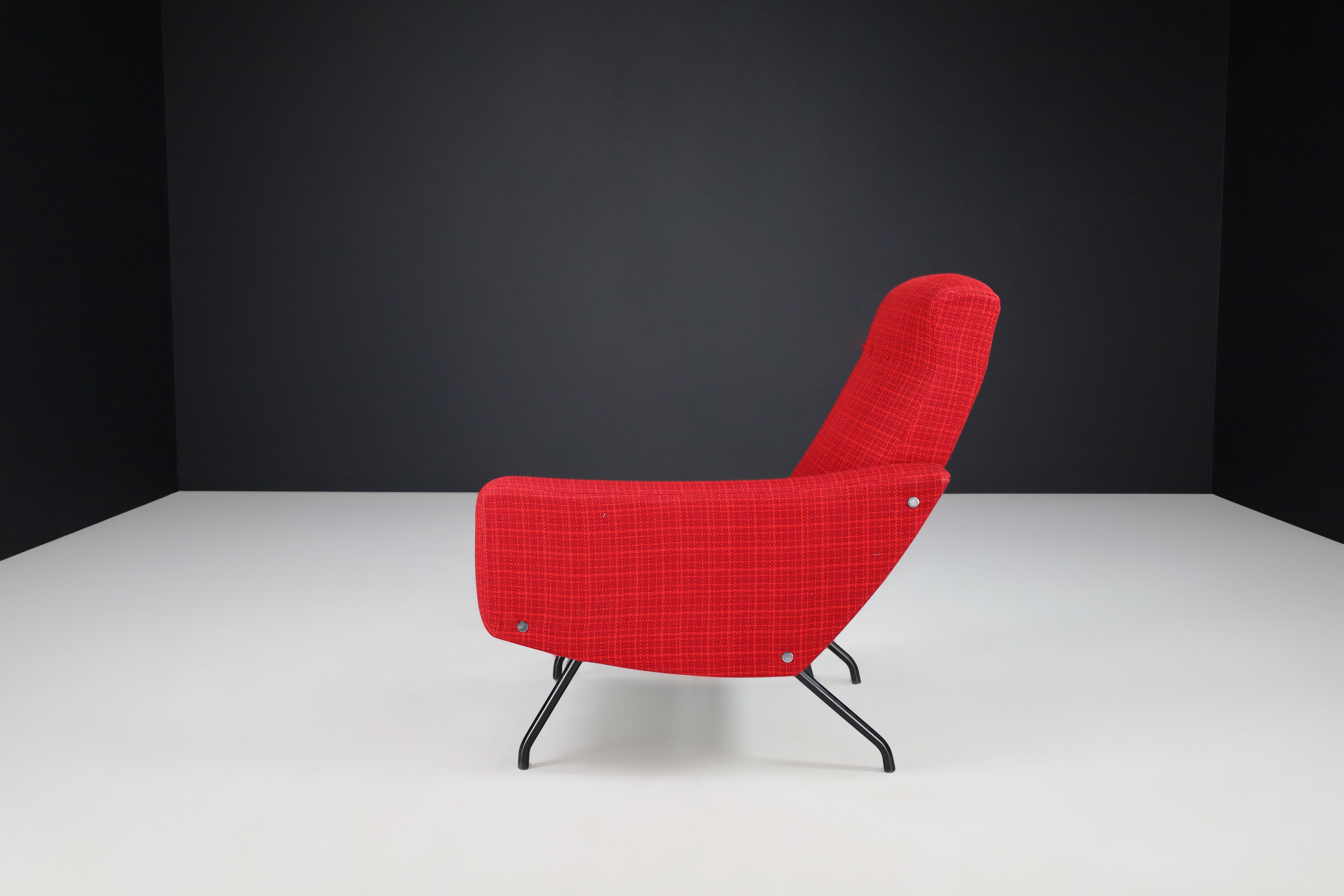 Joseph-André Motte Sectional Sofa Seat in Red Original Upholstery France, 1950s For Sale 2