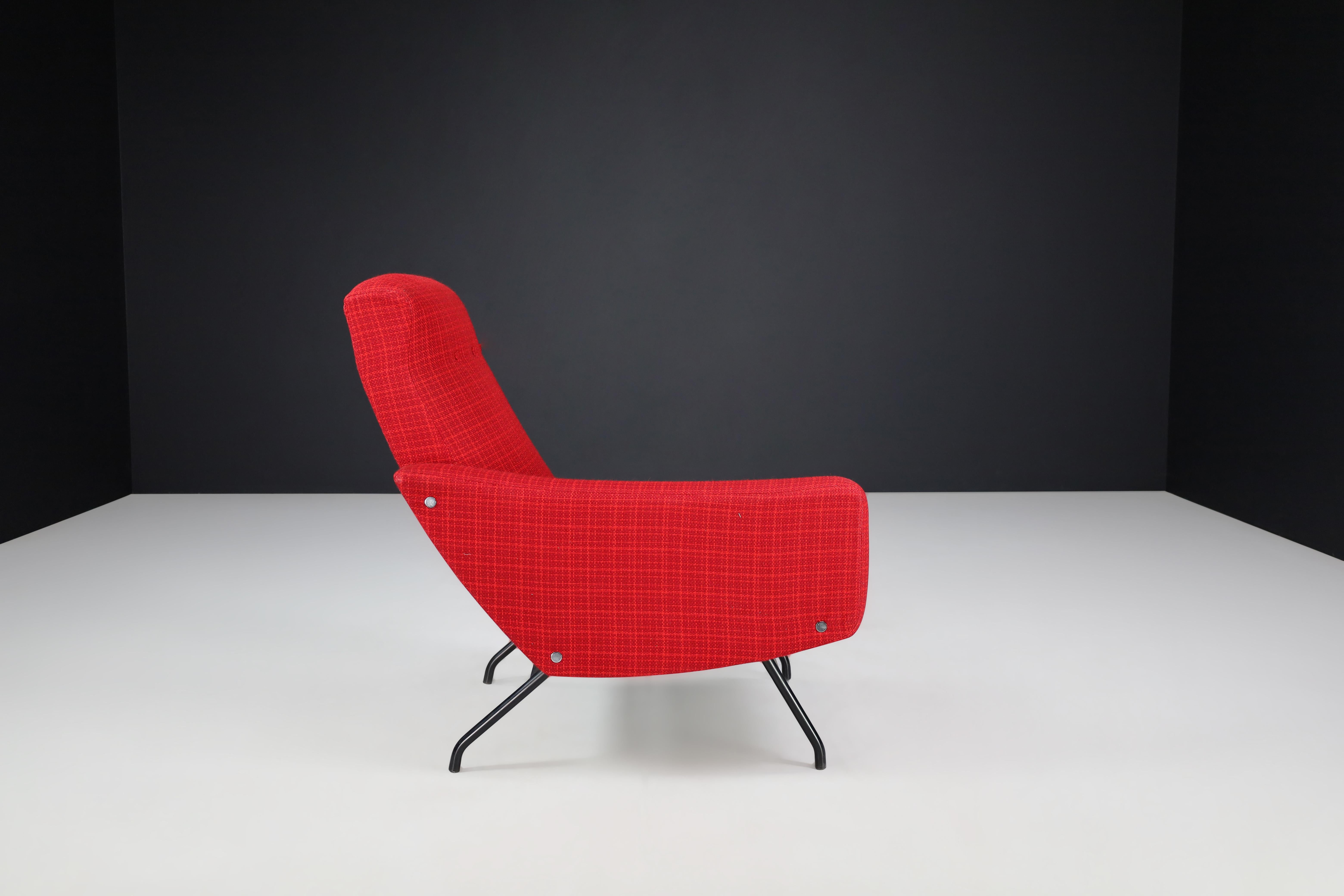 Joseph-André Motte Sectional Sofa Seat in Red Original Upholstery France, 1950s For Sale 3