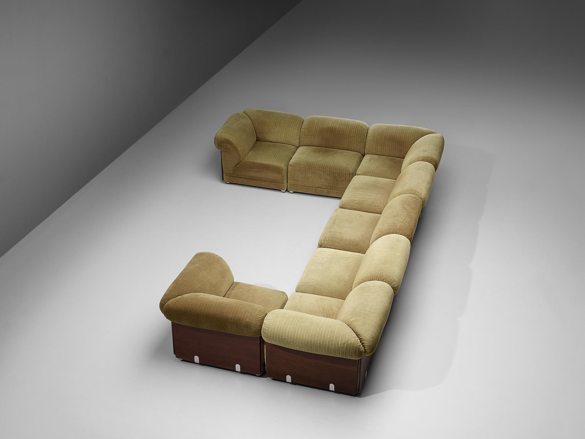 Sectional Sofa with Side Tables in Structured Velvet Upholstery 3