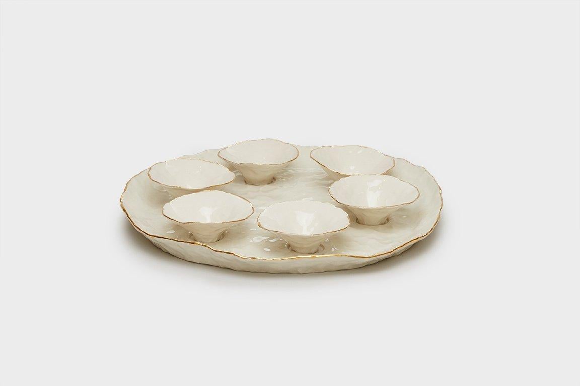 Modern Seder Plate by Isabel Halley, White Porcelain with 22-Karat Gold Luster For Sale