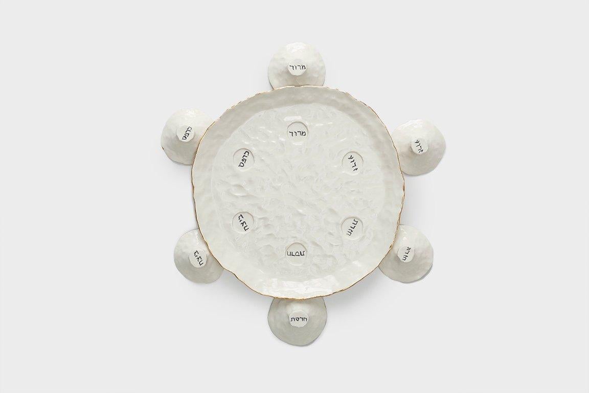 American Seder Plate by Isabel Halley, White Porcelain with 22-Karat Gold Luster For Sale
