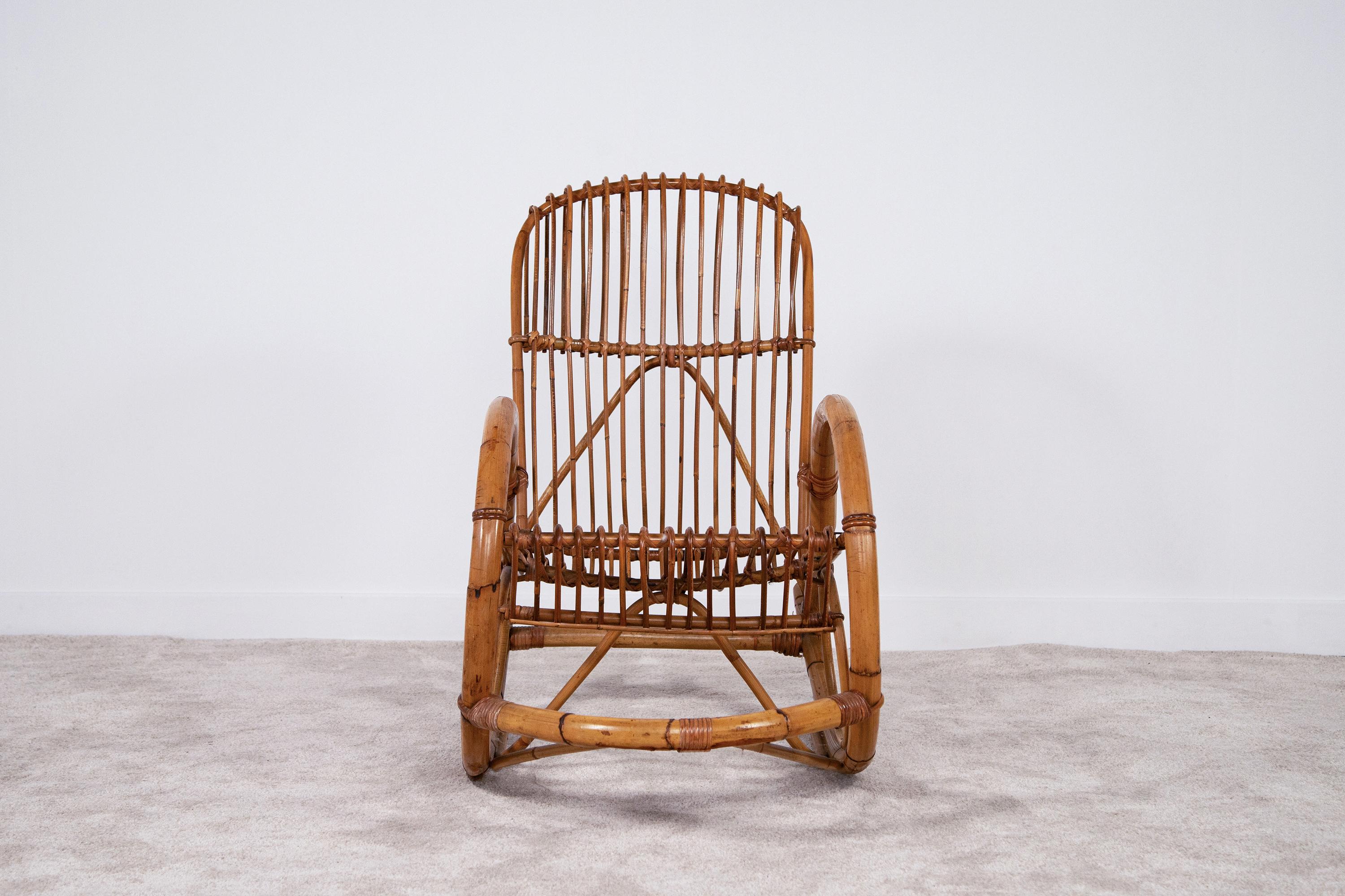 Italian Bamboo rocking chair in the style of Franco Albini , Italy 1960s. For Sale
