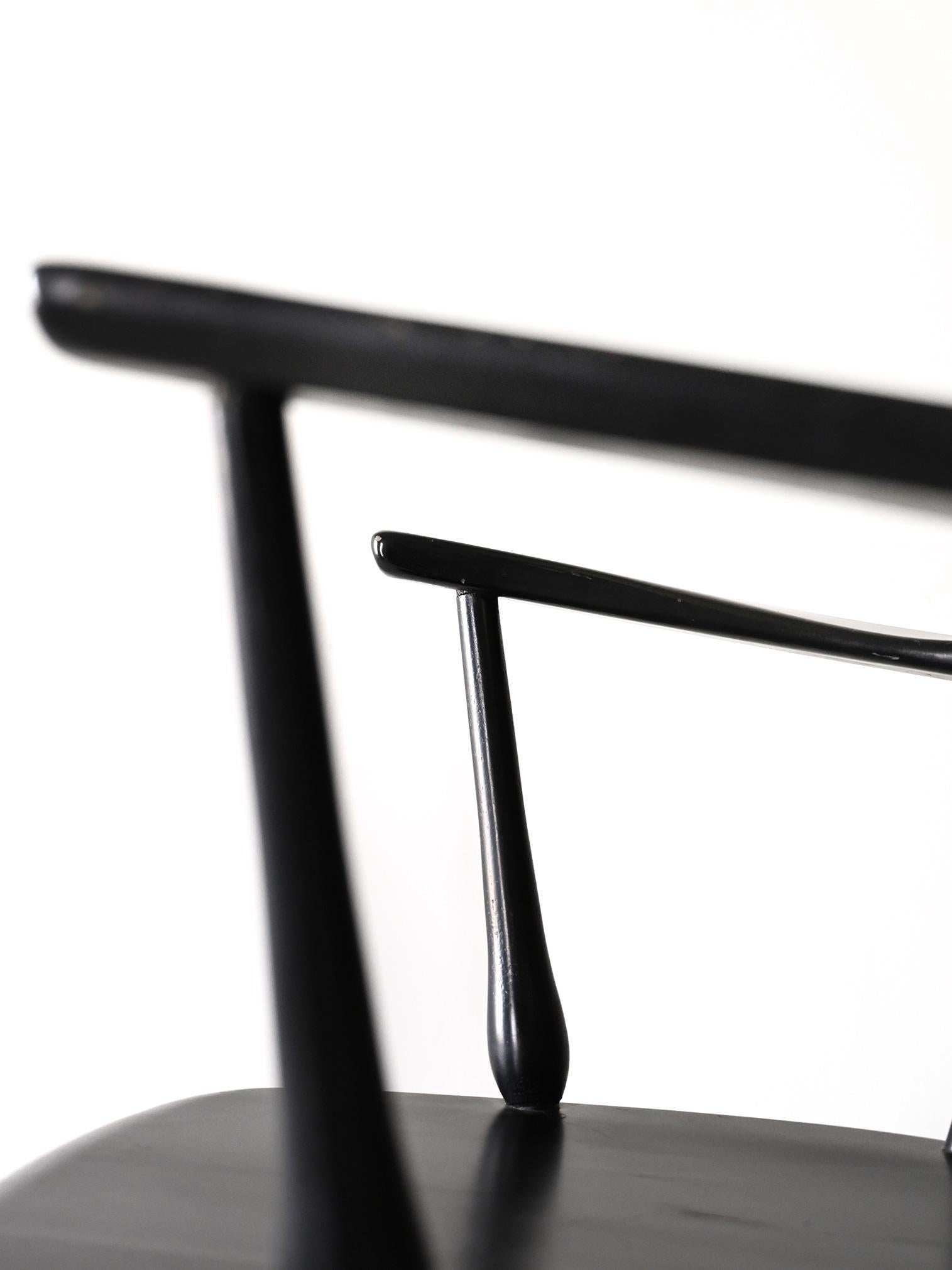Scandinavian black rocking chair For Sale 4
