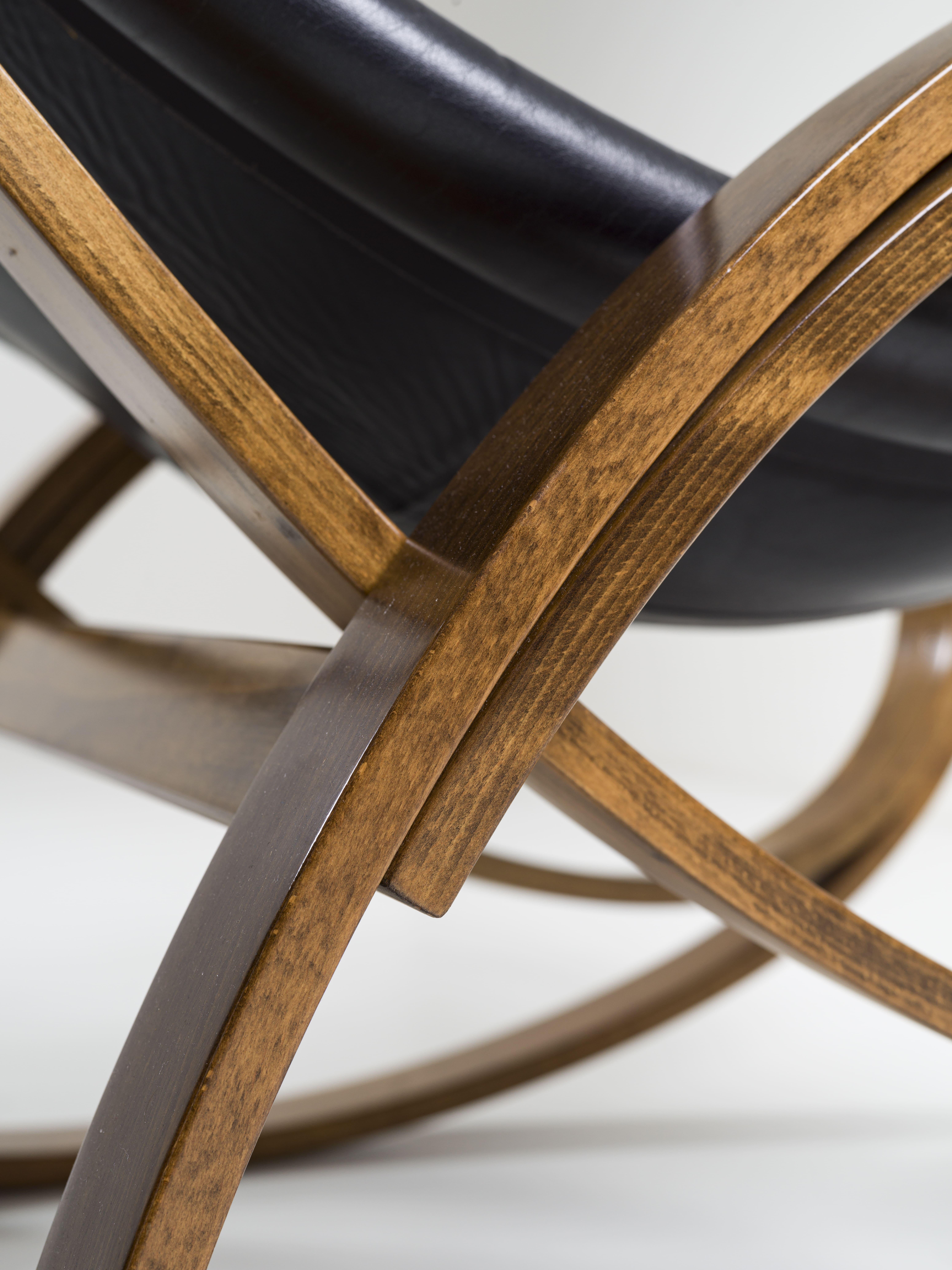 Sgarsul rocking chair in leather and wood Gae Aulenti for Poltronova Italia 1962 For Sale 11